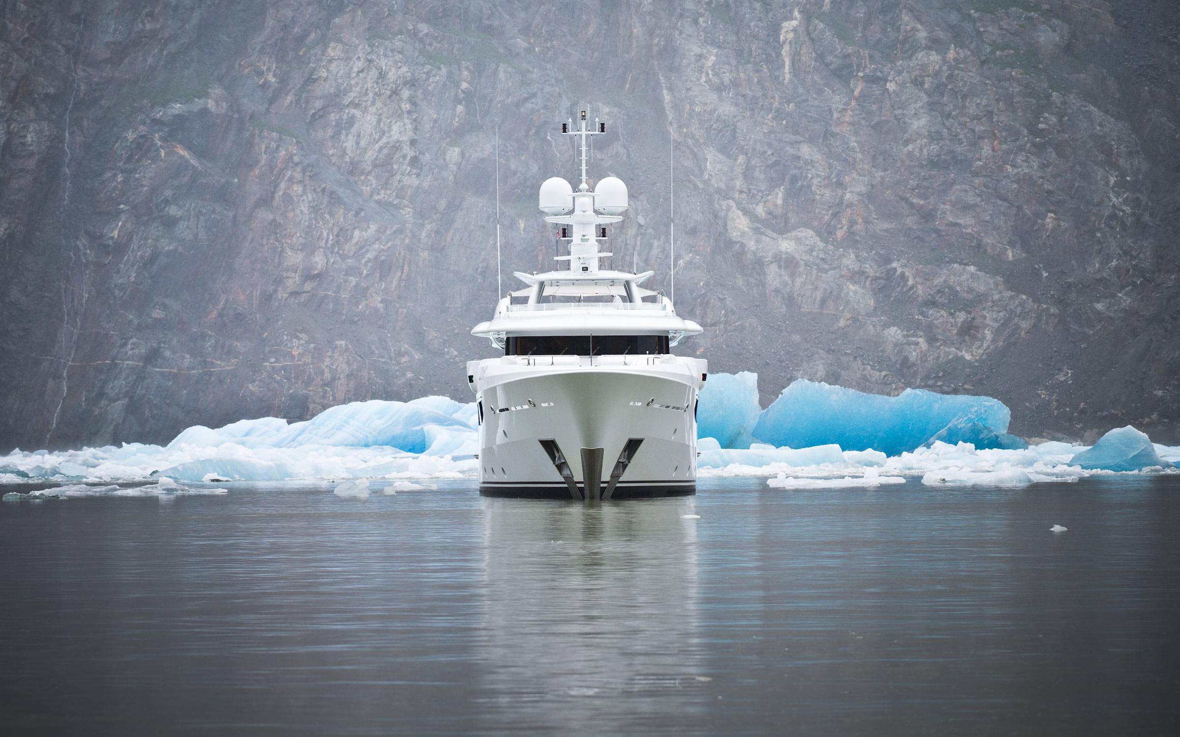 arctic adventure Amels 180.jpg