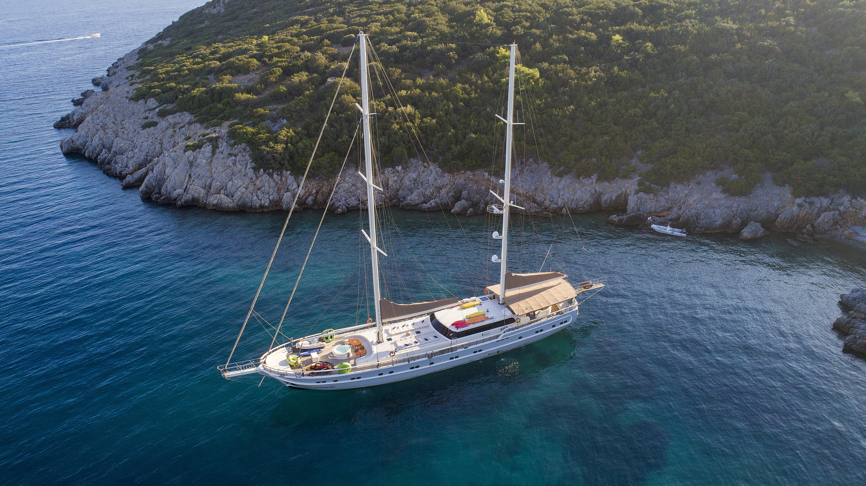 at anchor - drone .jpg