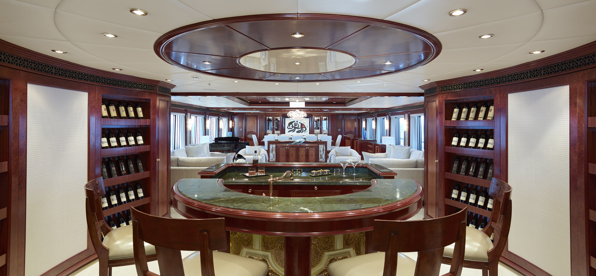bar in the main saloon.jpg