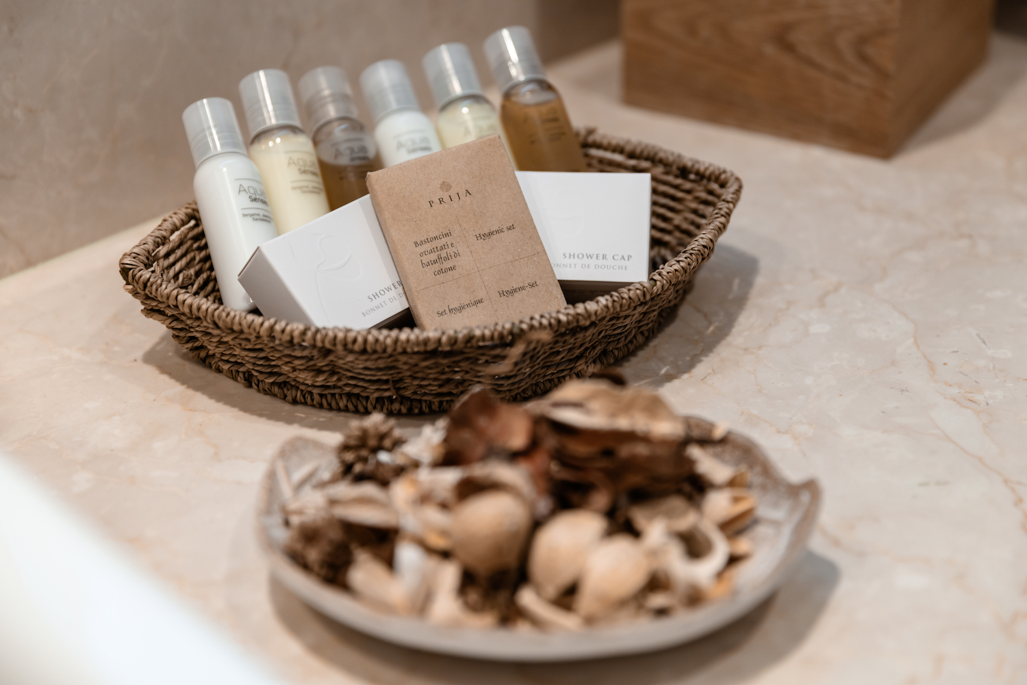 bathroom amenities  .jpg