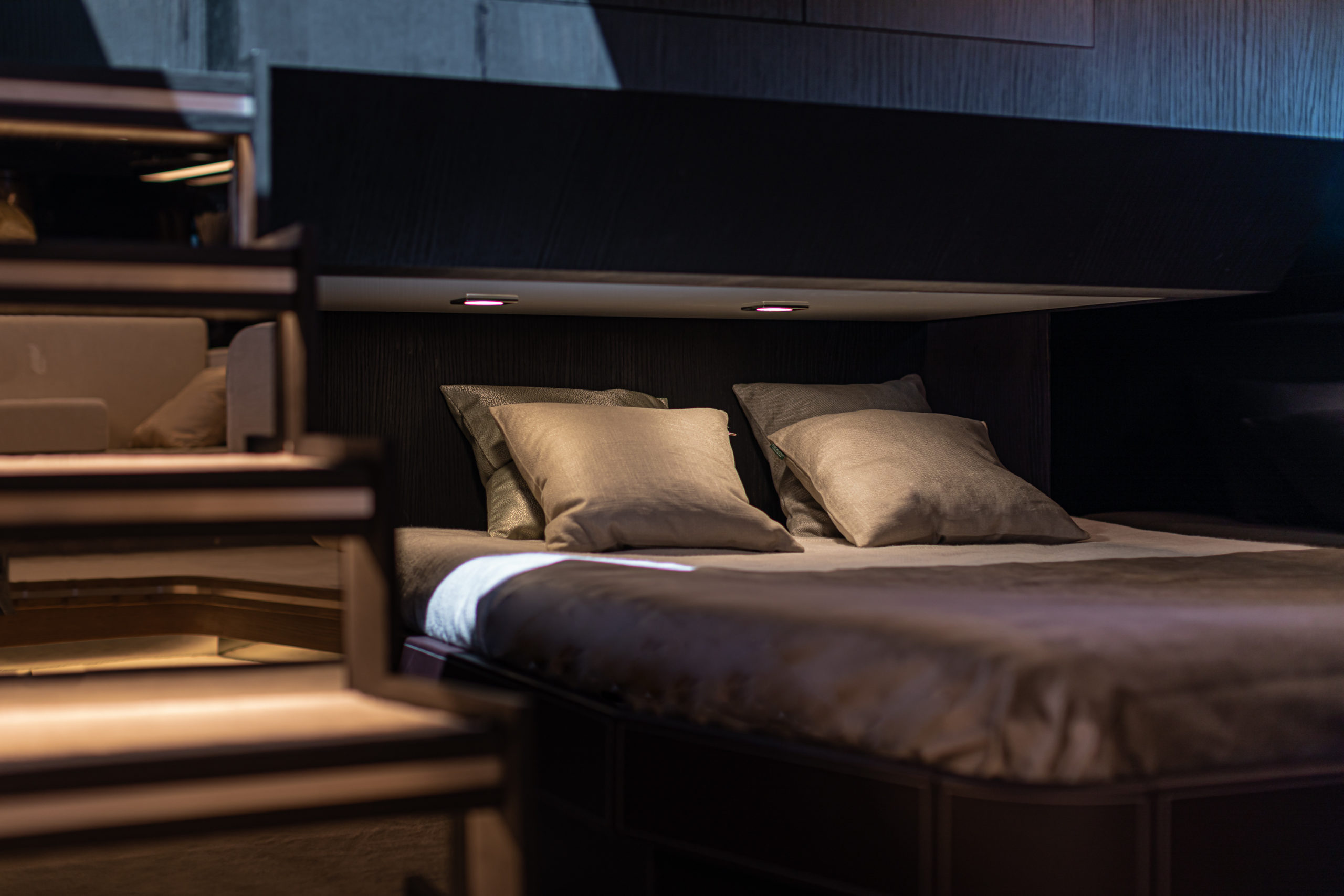 bed detail.jpg