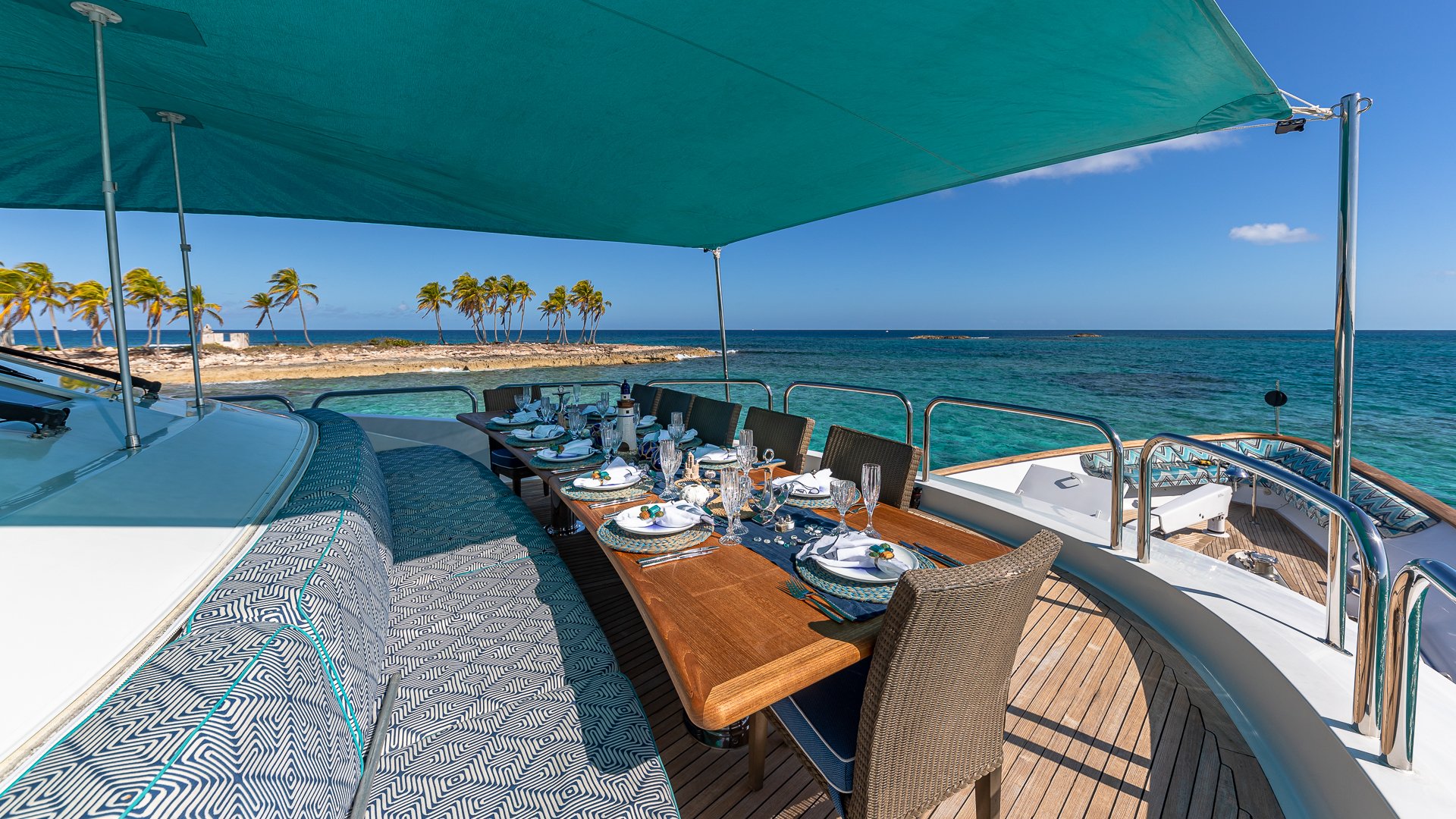 bow al fresco dining area.jpg