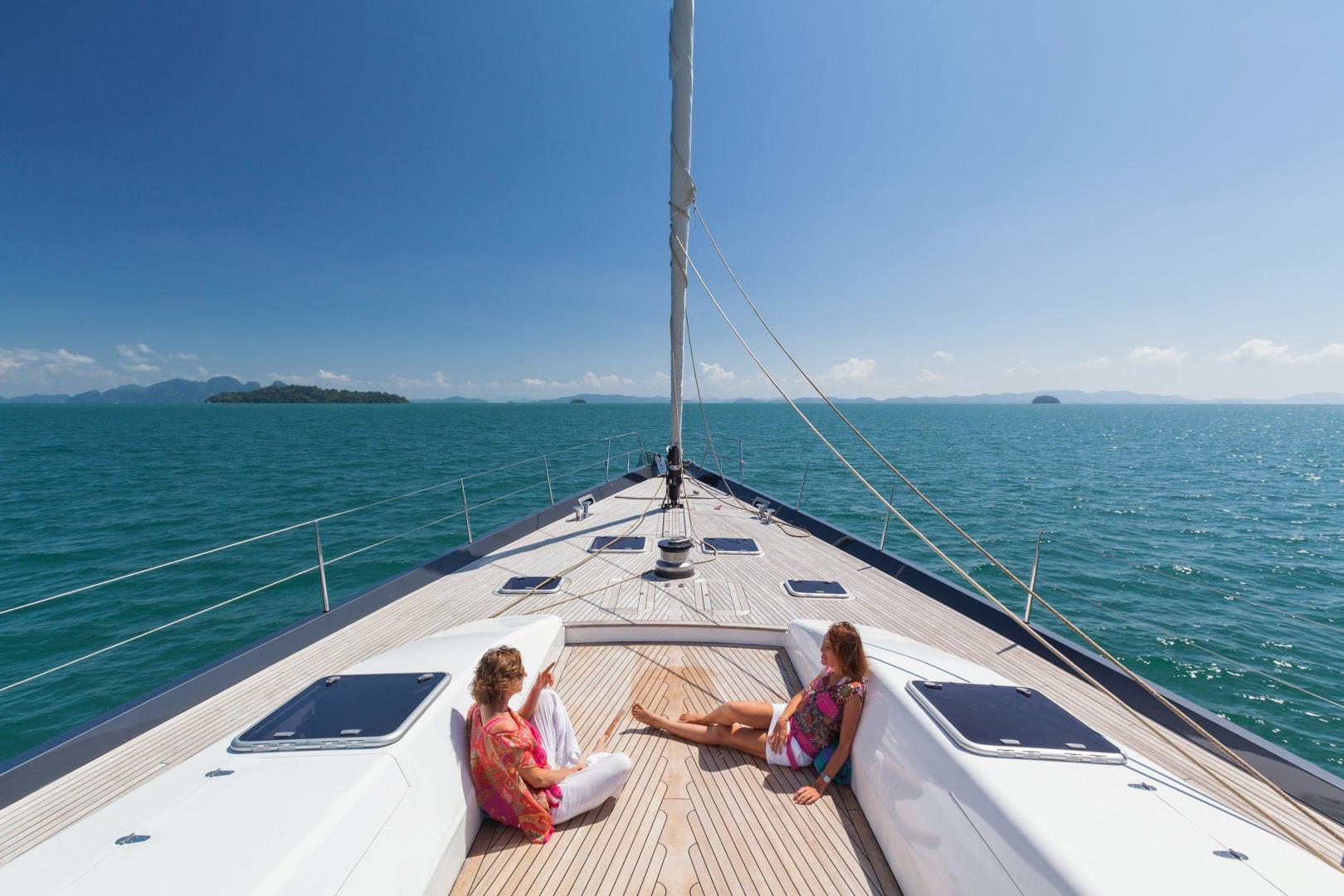 bow deck area.jpg