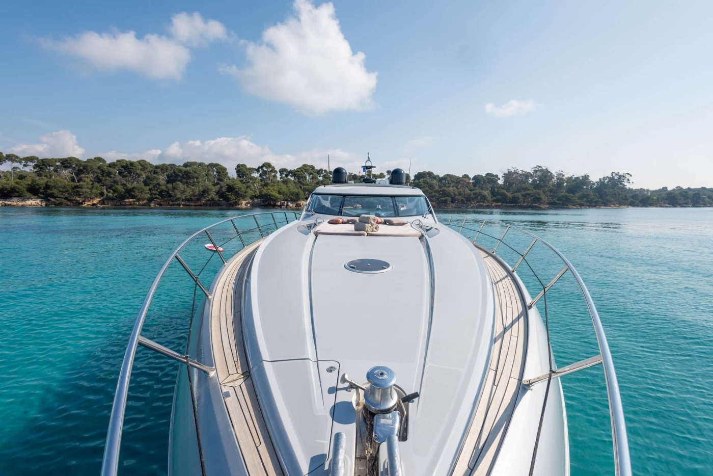 bow with sunseeker.jpg