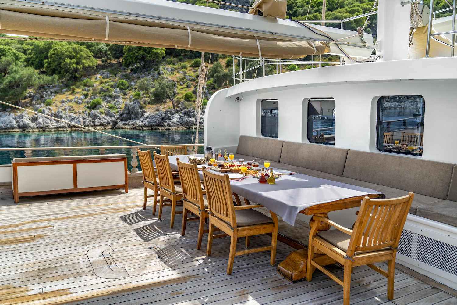breakfast on deck.jpg