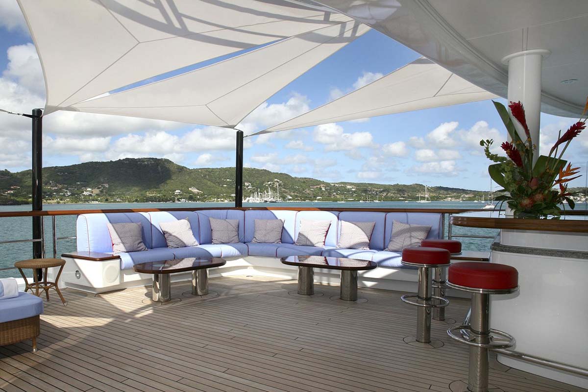 bridge deck bar and seating area.jpg