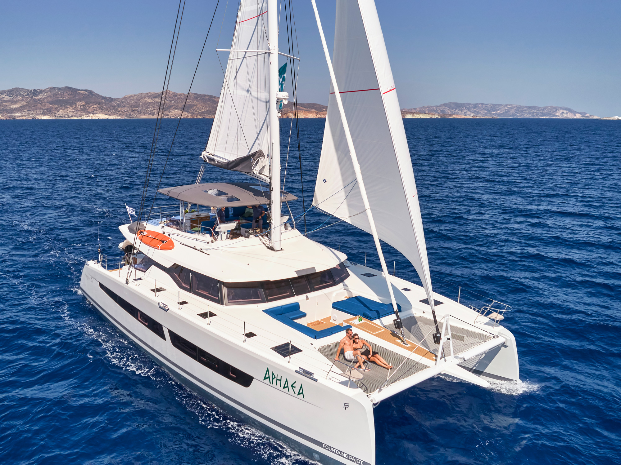 catamaran yacht APHAEA.jpg