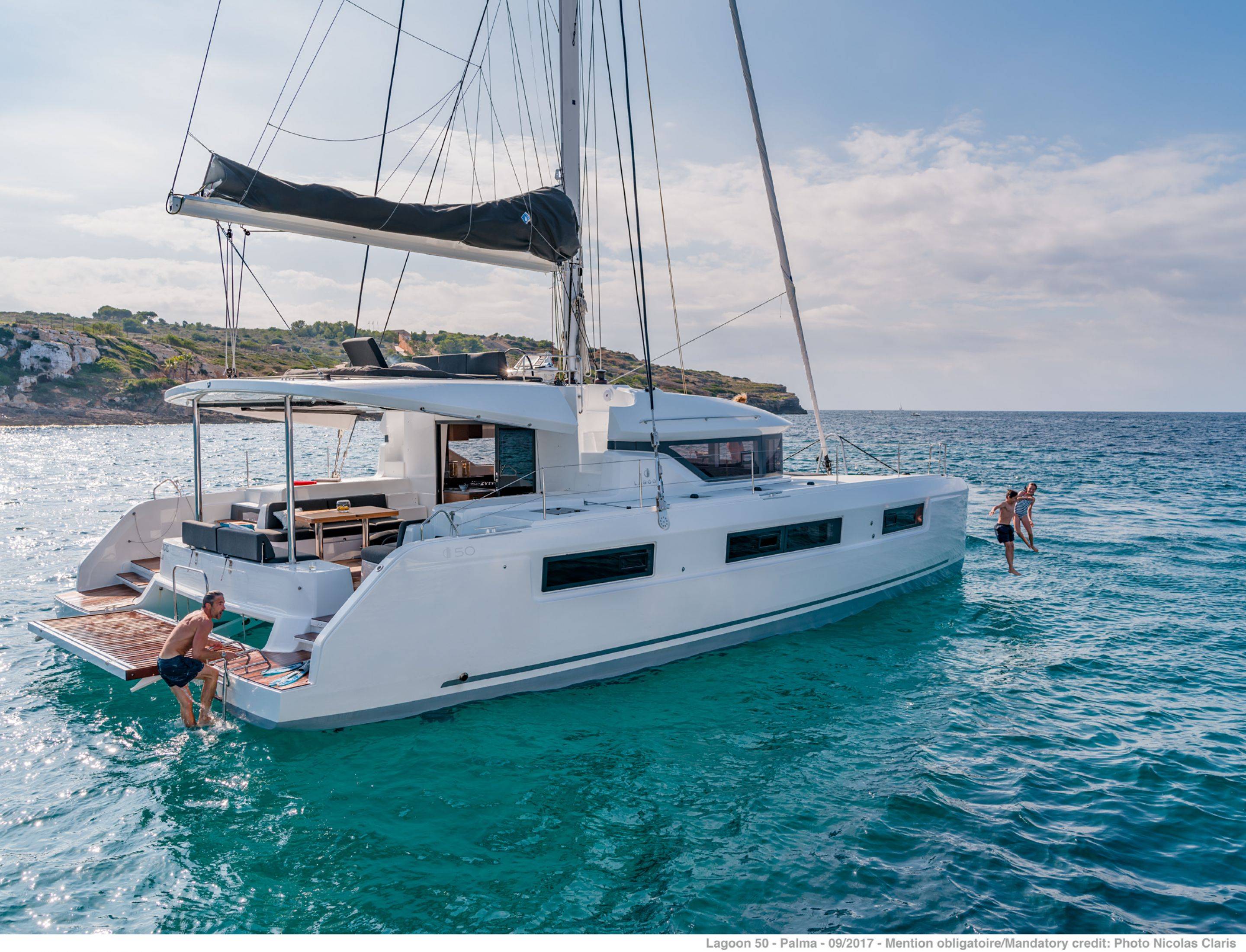catamaran yacht HAPPY FEET.jpg