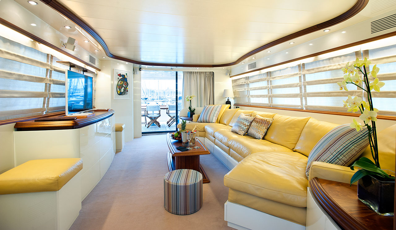cento-luxury-yacht-15.jpg