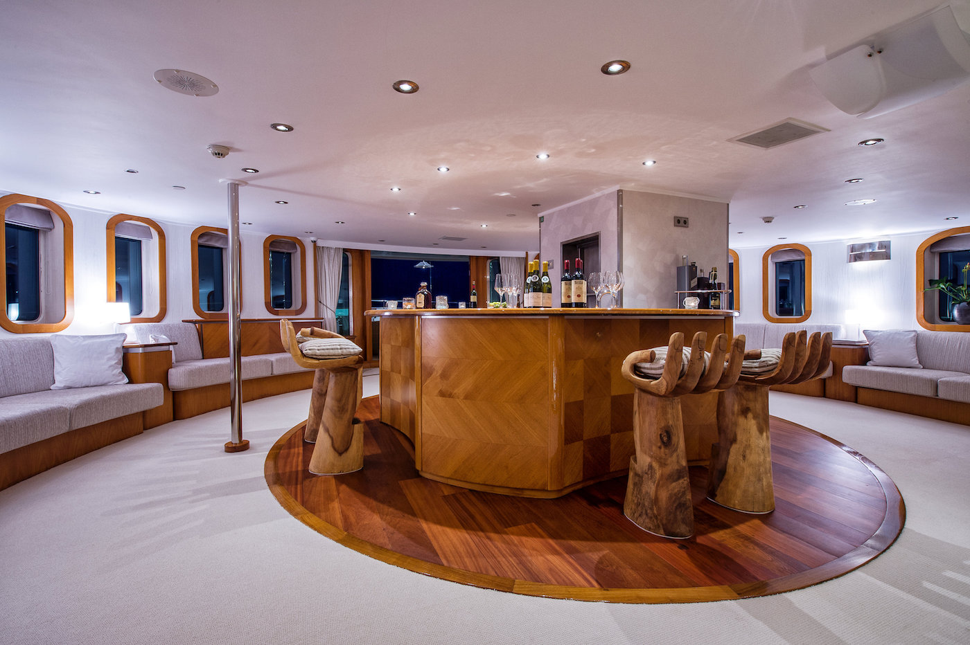 central bar area.jpg