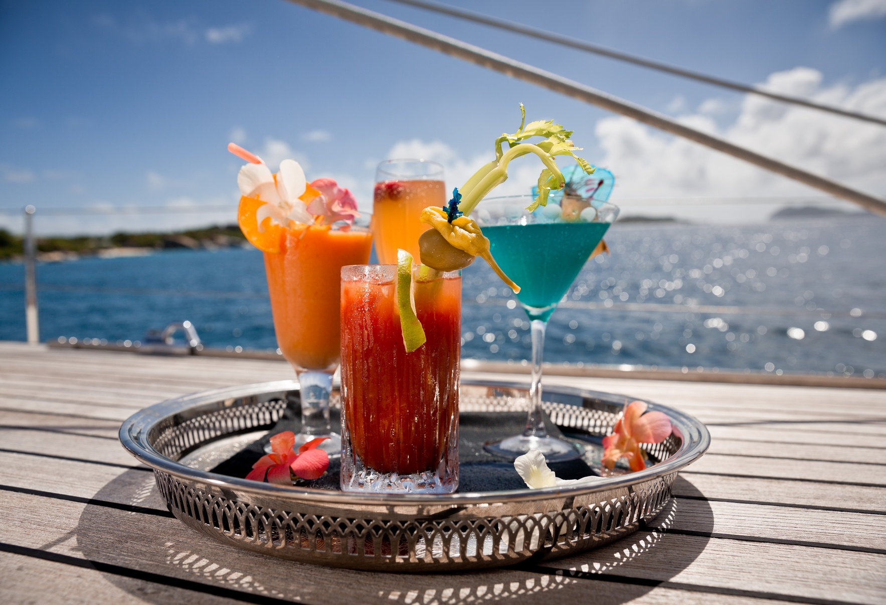 charter-yacht-marae-cocktails.jpg