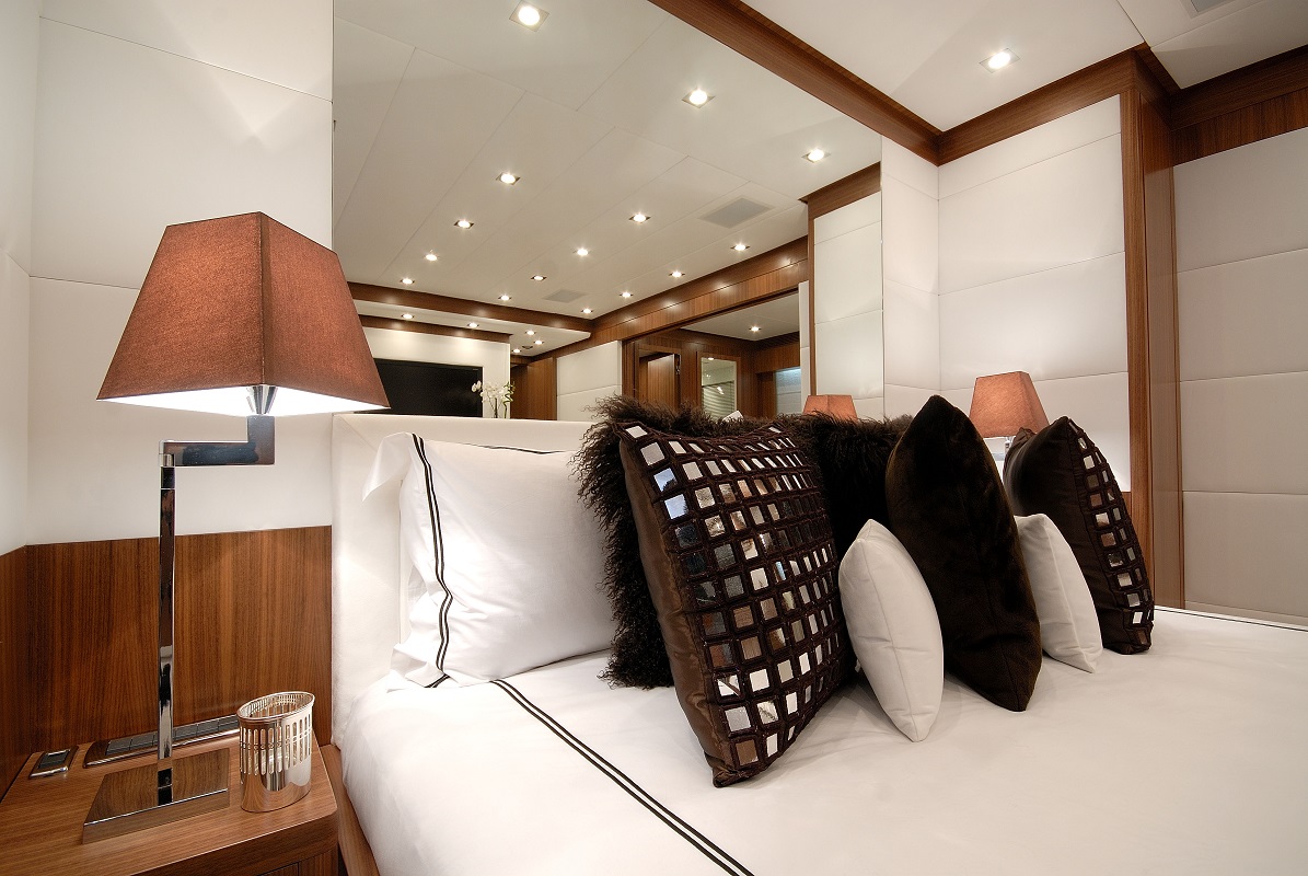 cosy double cabin.jpg