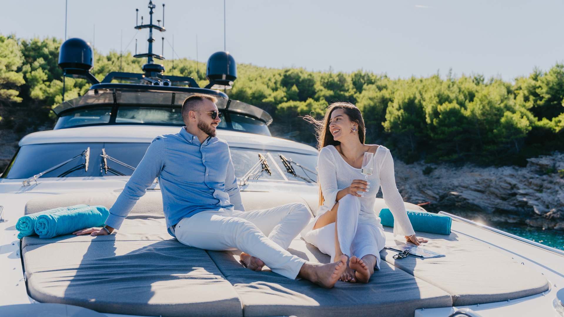 couple on a yacht bow.jpg