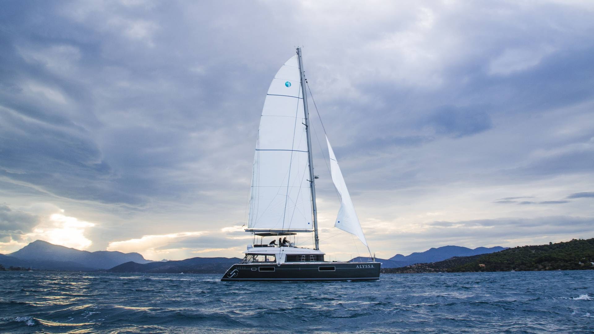 crewed catamaran yacht ALYSSA.jpg