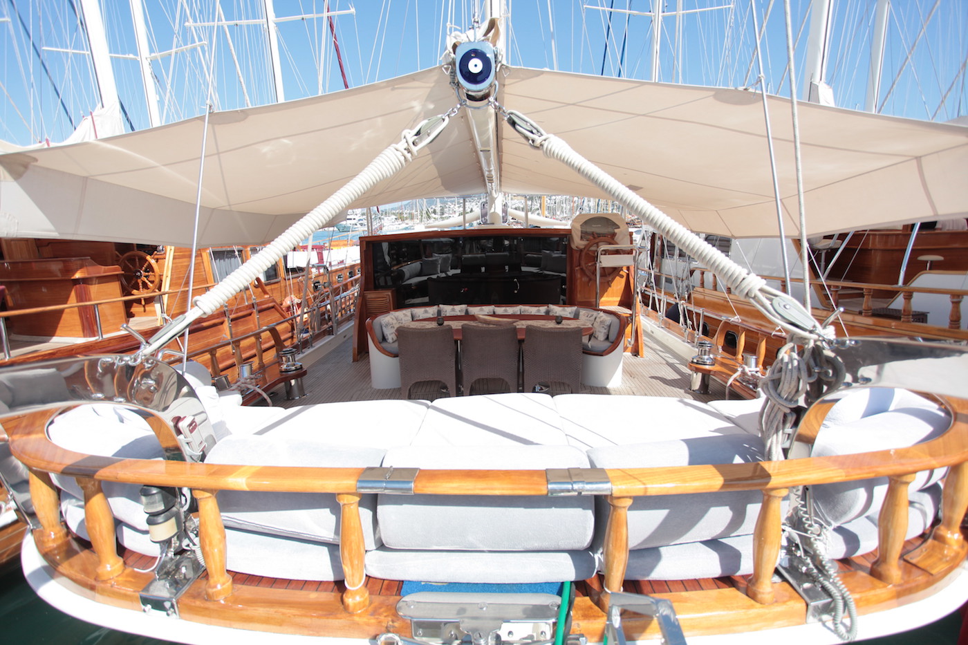 deck areas .jpg