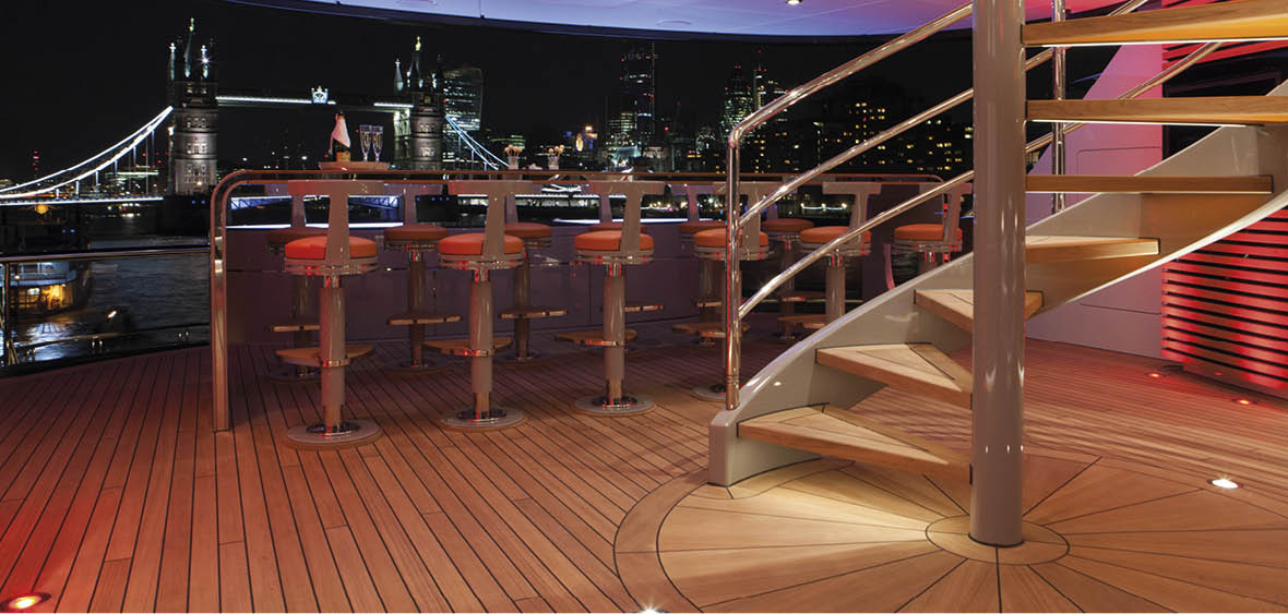 deck in london.jpg