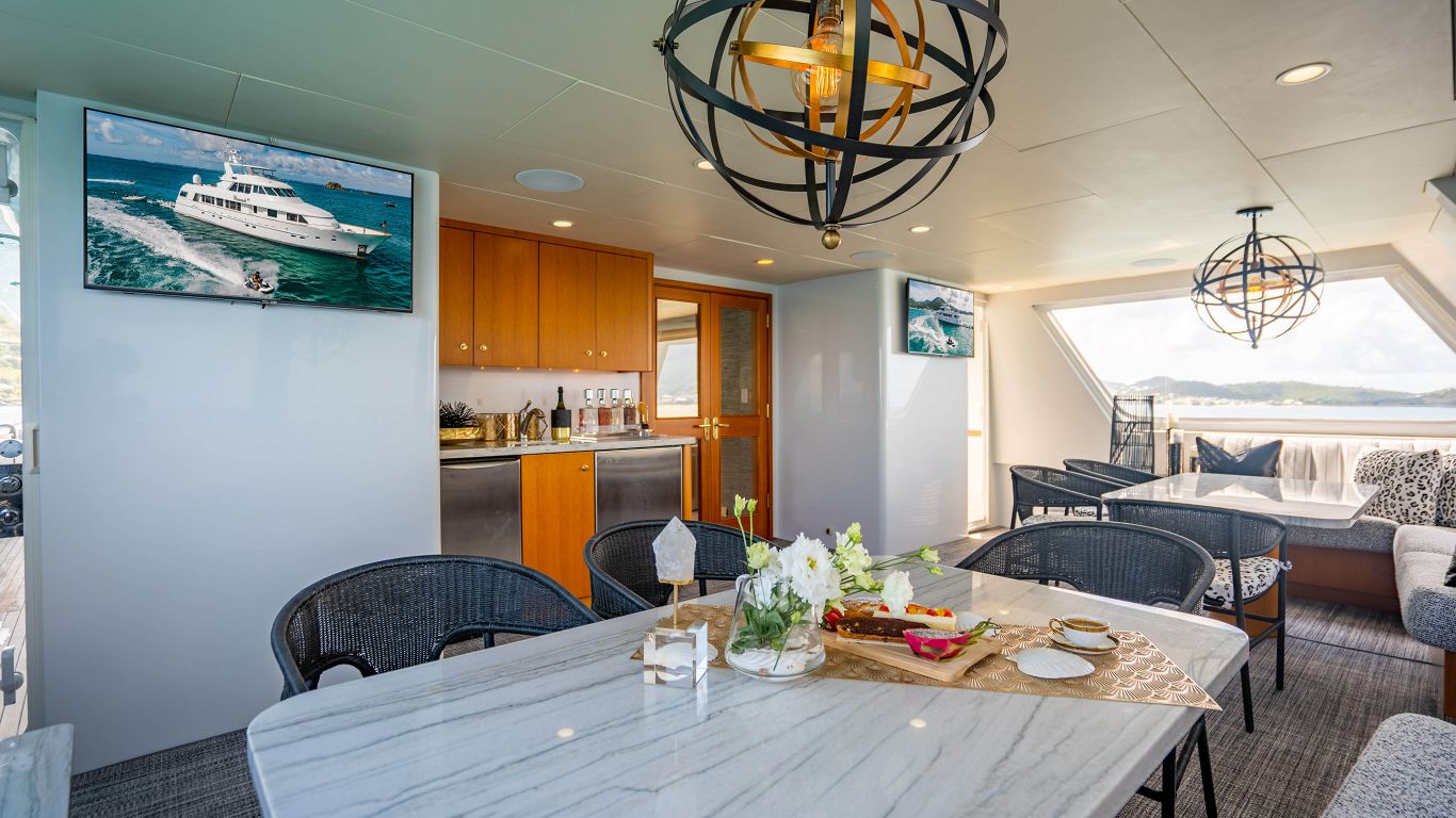 dining and seating.jpg