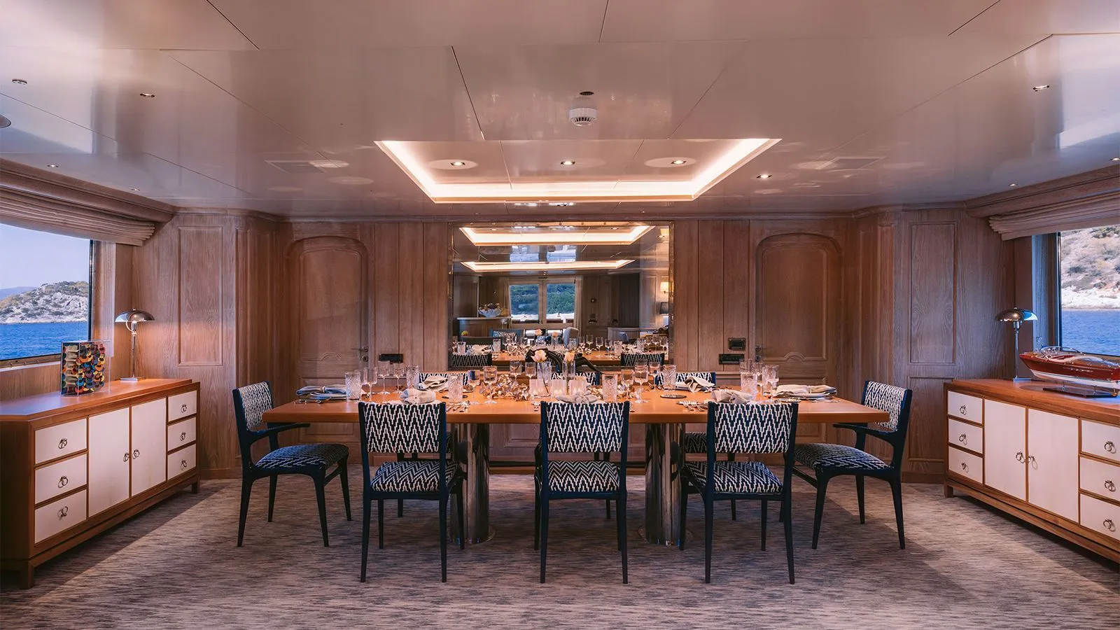 dining area in the saloon .jpg