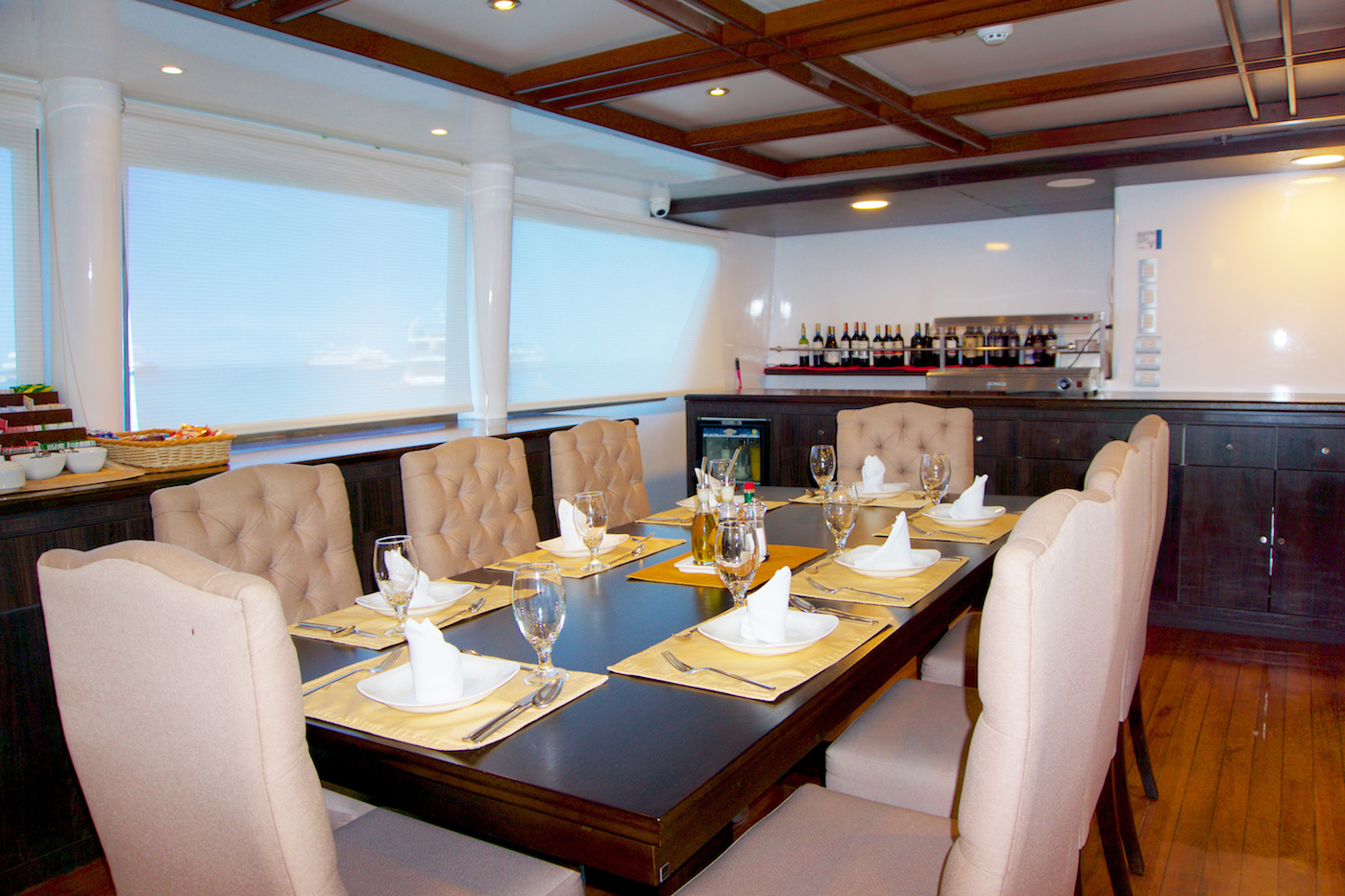 dining room .jpg