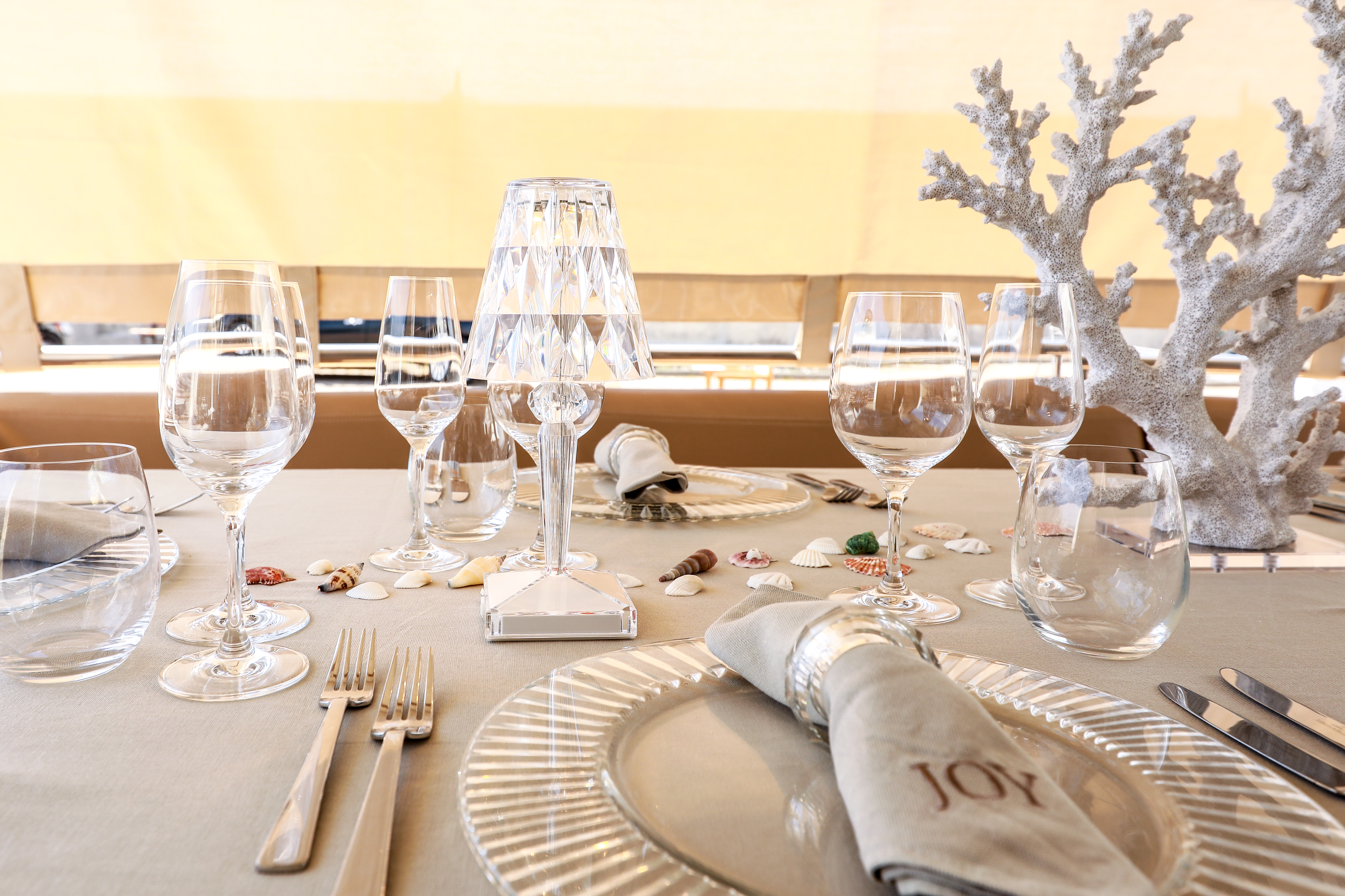 dining set up. .jpg