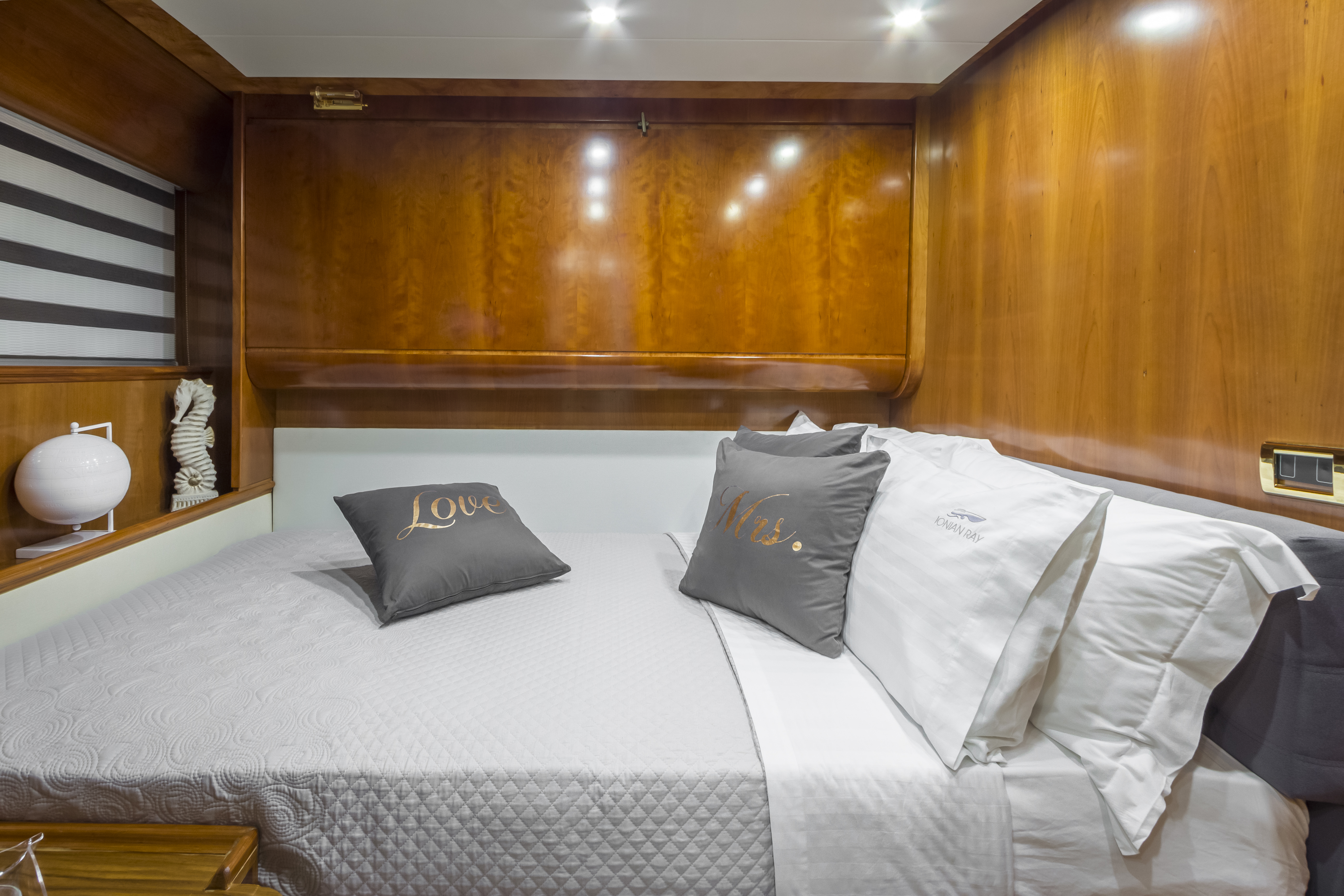doubel guest cabin  .jpg
