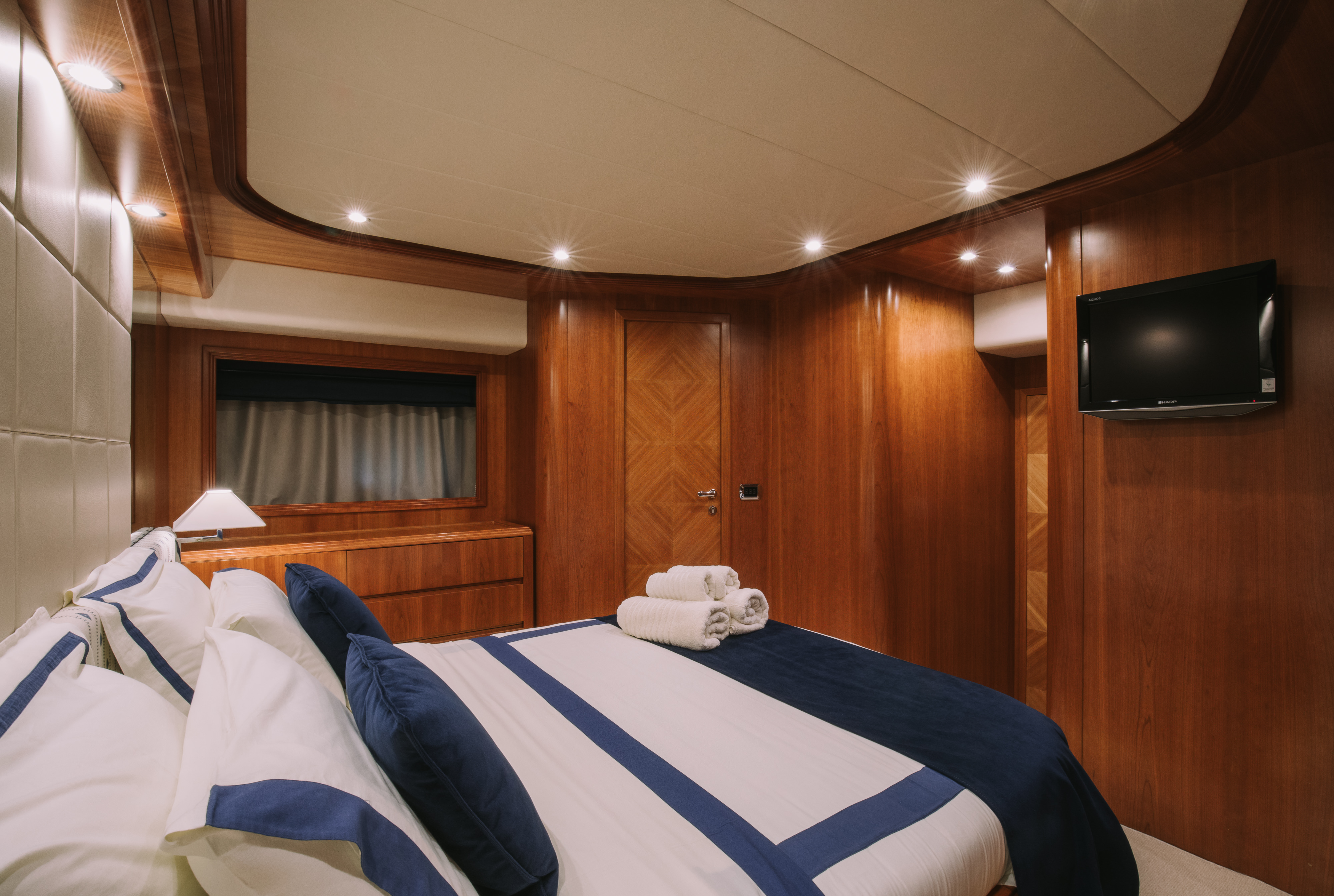 double - guest suite detail.jpg