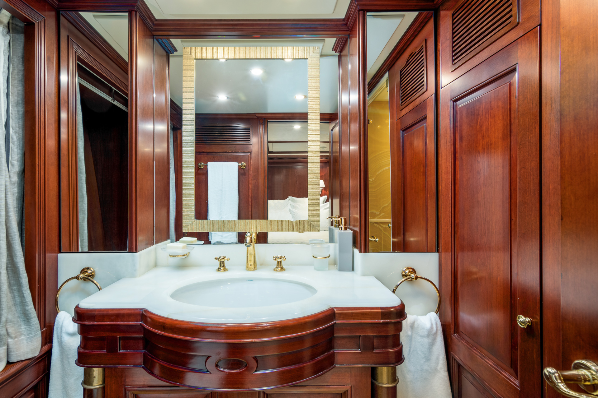 double cabin ensuite  .jpg