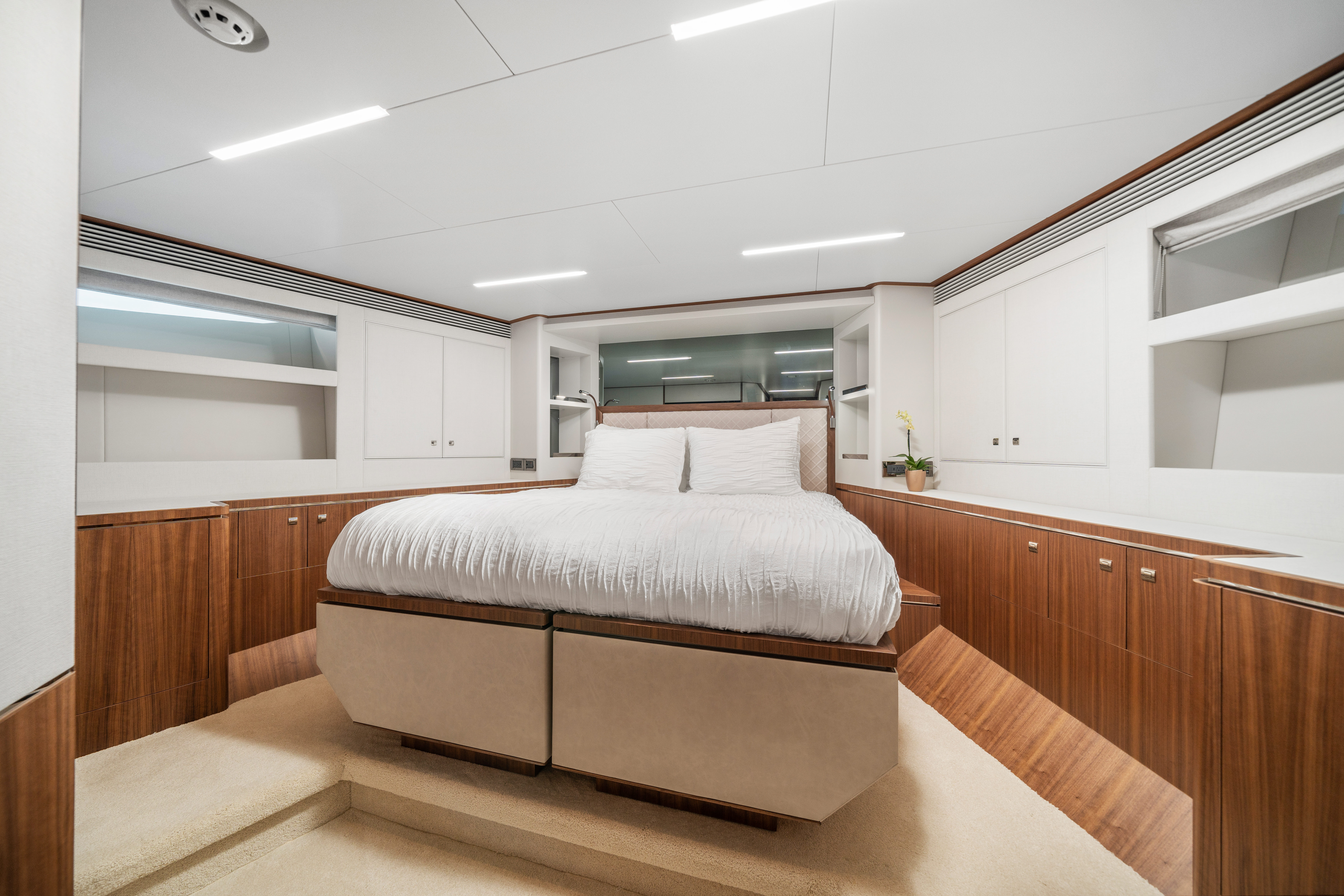 double cabin for guests .jpg