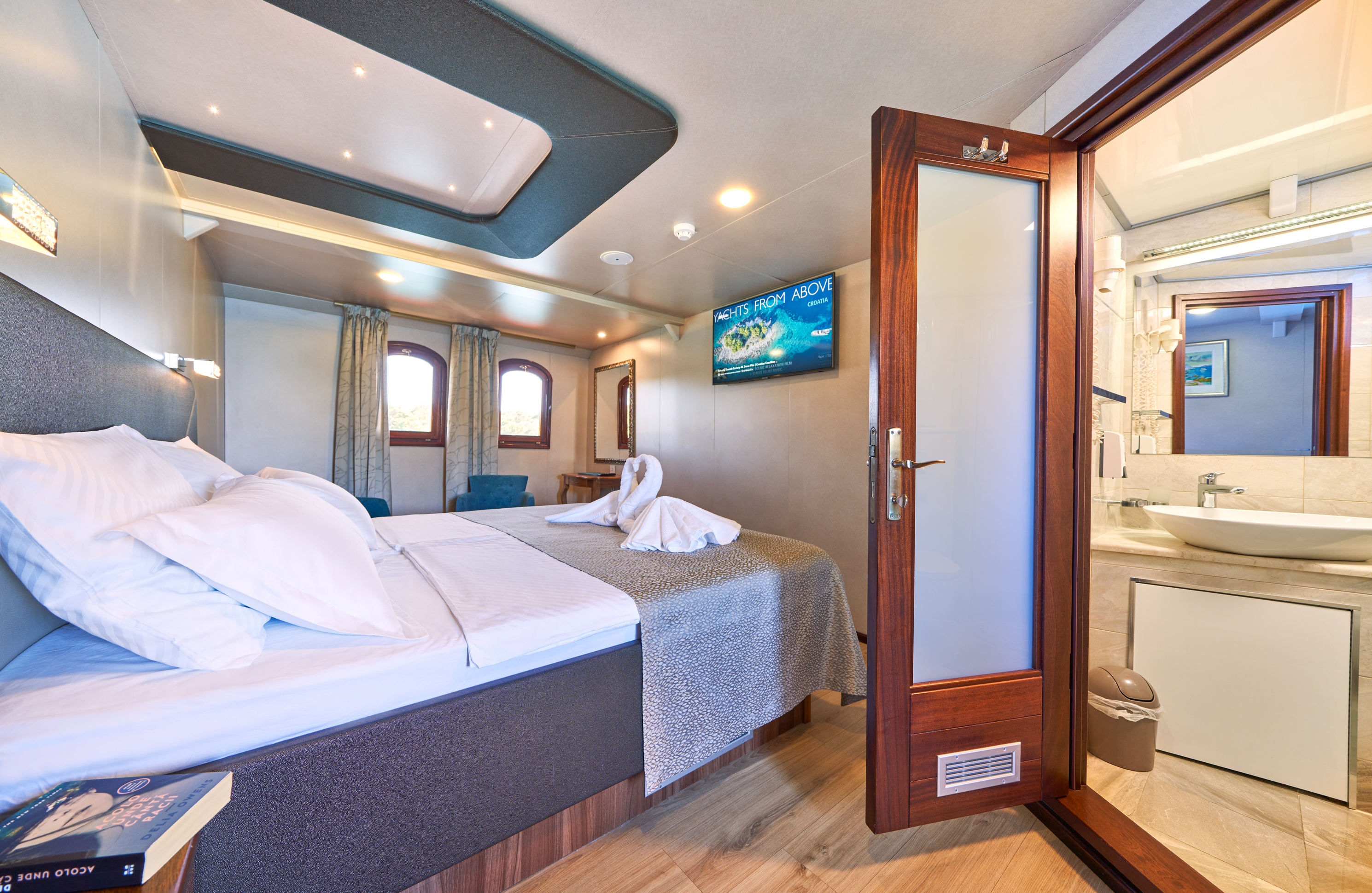 double cabin interior .jpg