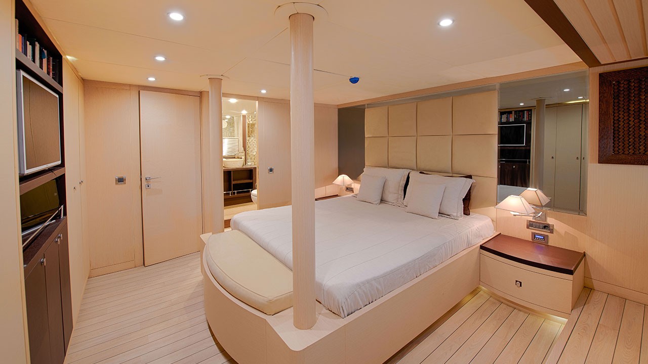 double stateroom for guests.jpg