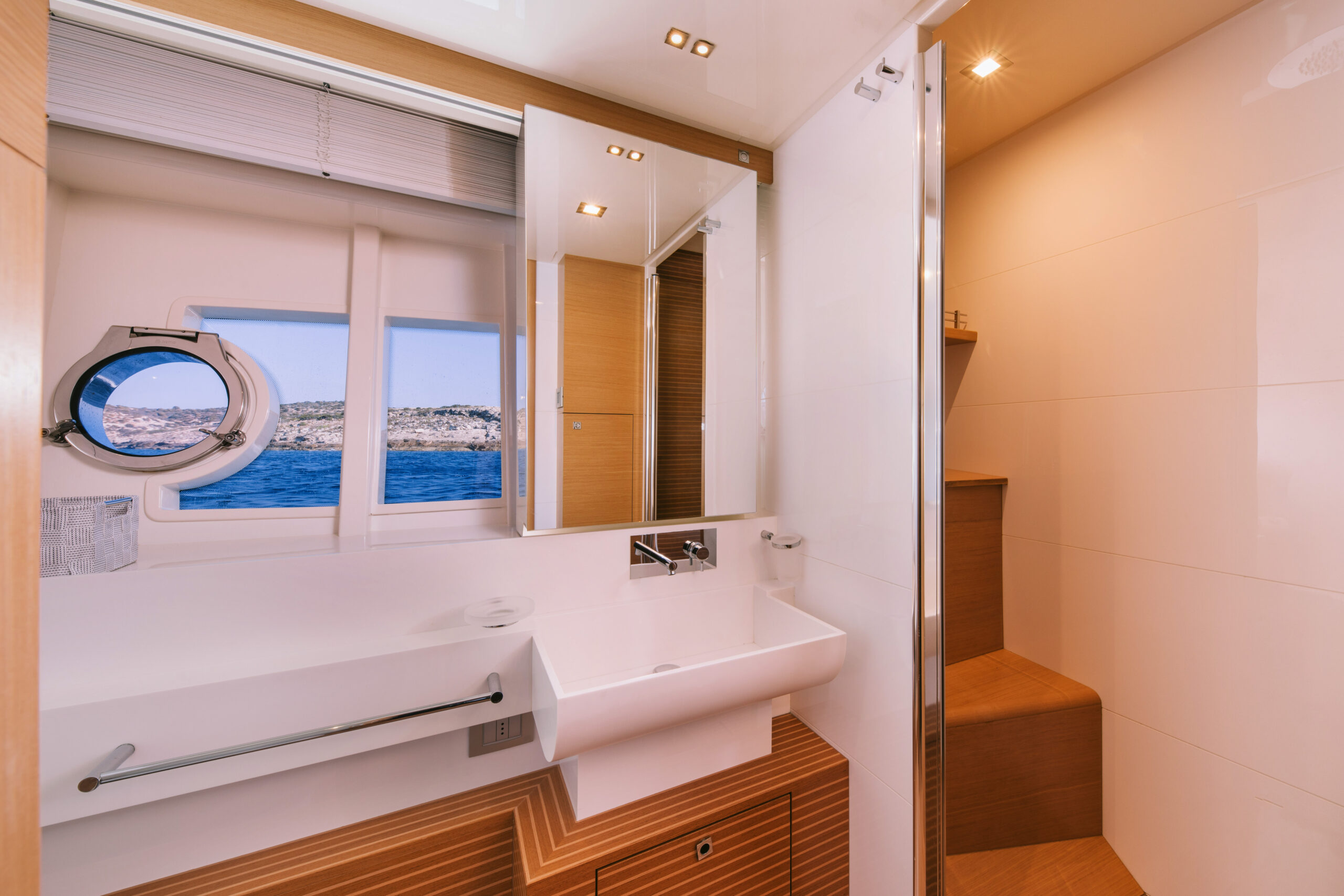 duest bathroom  .jpg