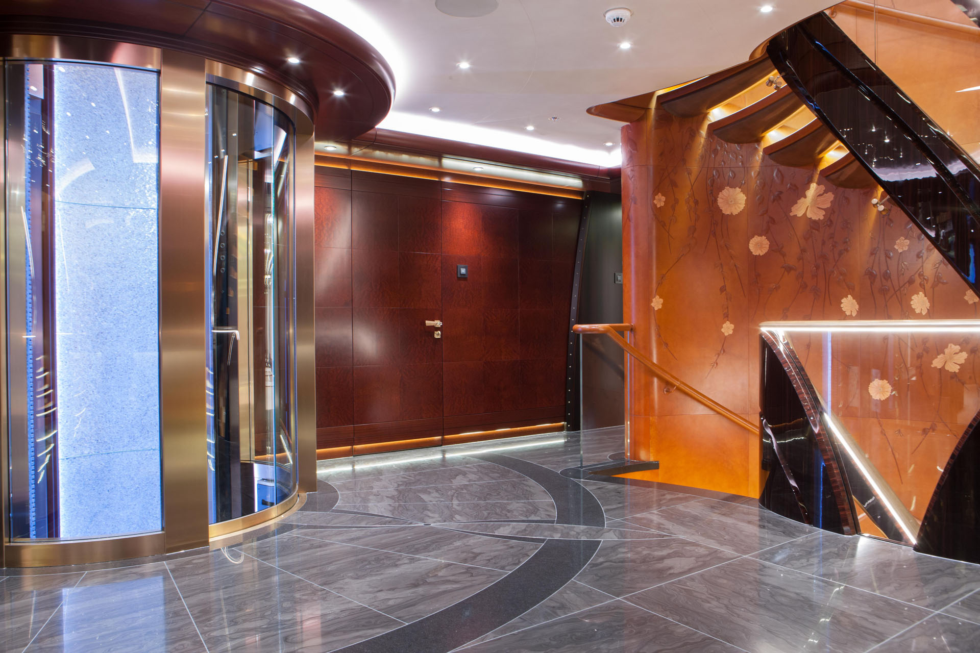 elevator in the hallway.jpg