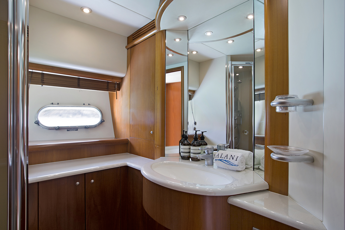 emaster nsuite bathroom .jpg