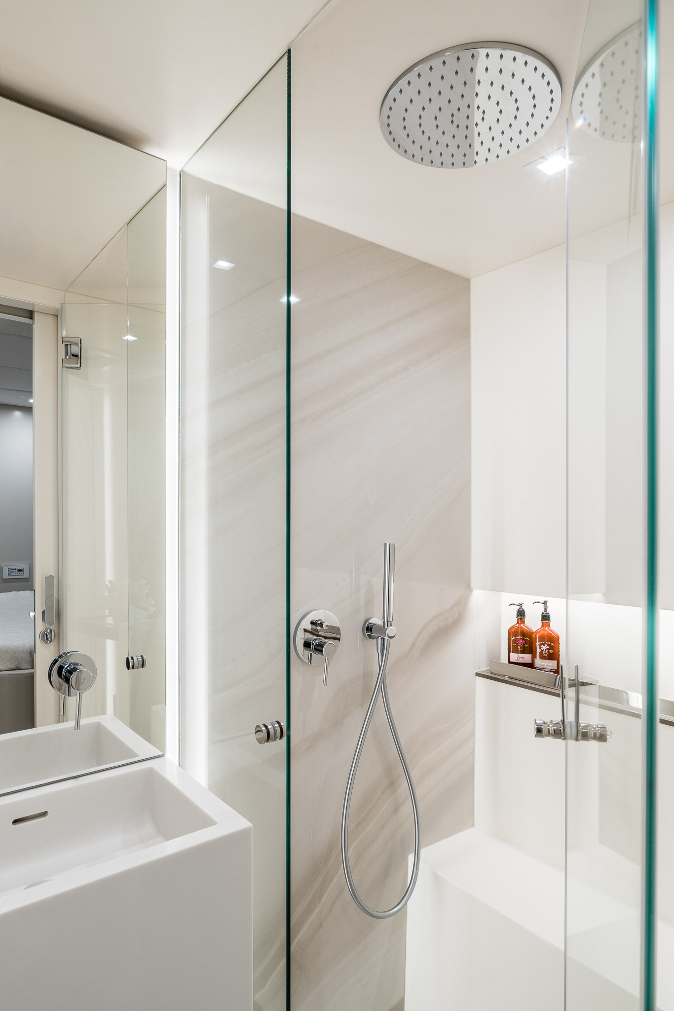 ensuite bathroom shower.jpg