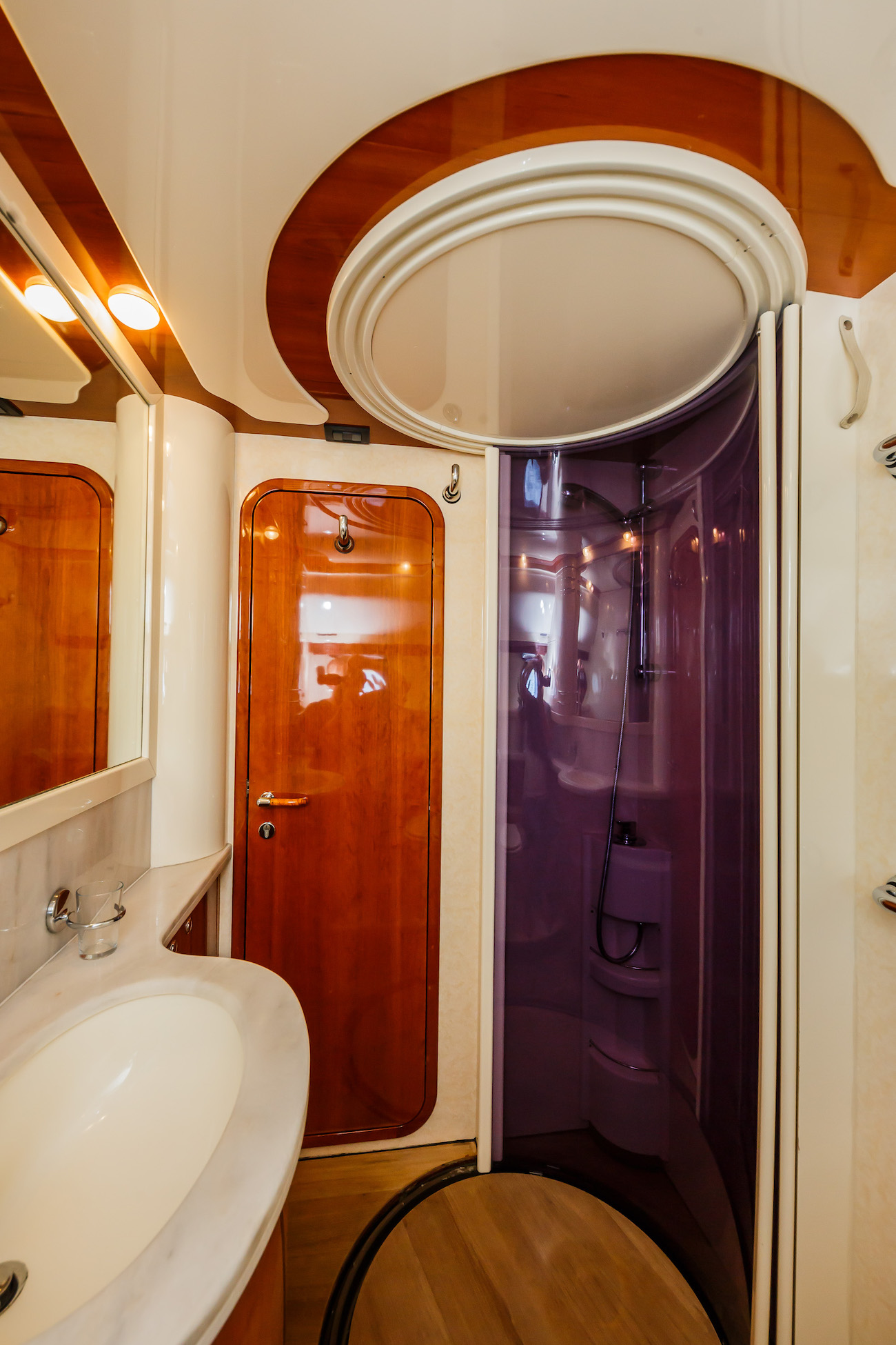 ensute bathroom with shower.jpg