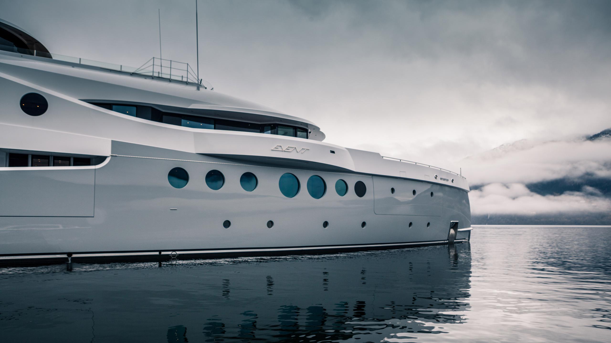 event-yacht-amels.jpg
