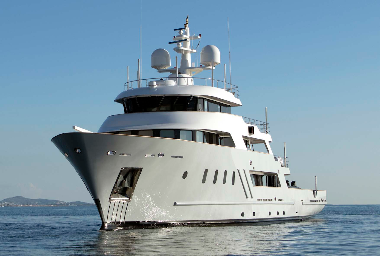 explorer type yacht.png