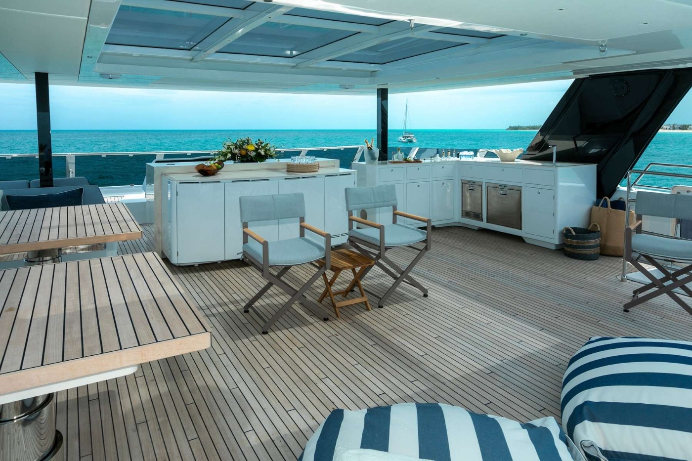 exterior kitchen area .jpg