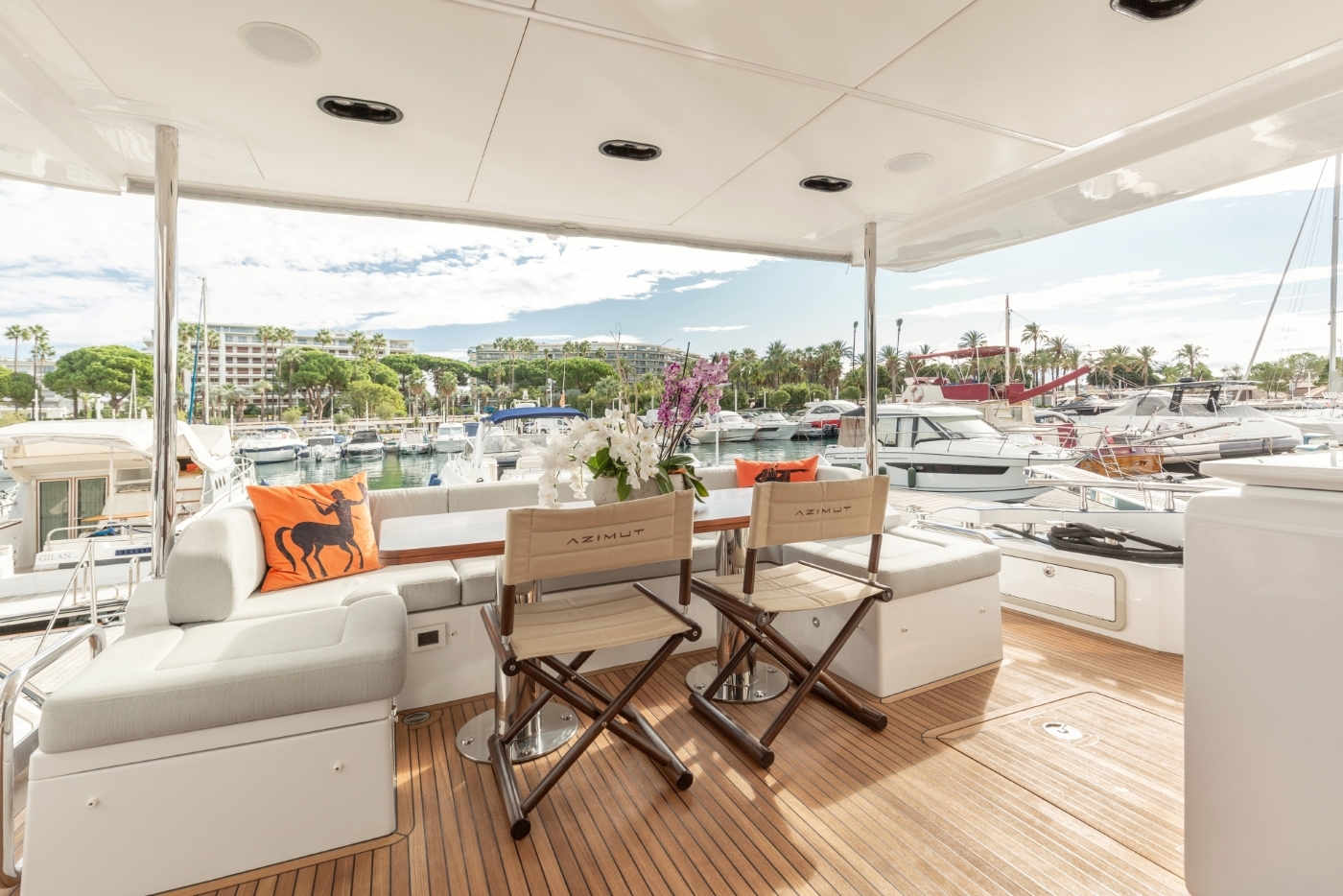 exterior relaxation with sea views 01.jpg