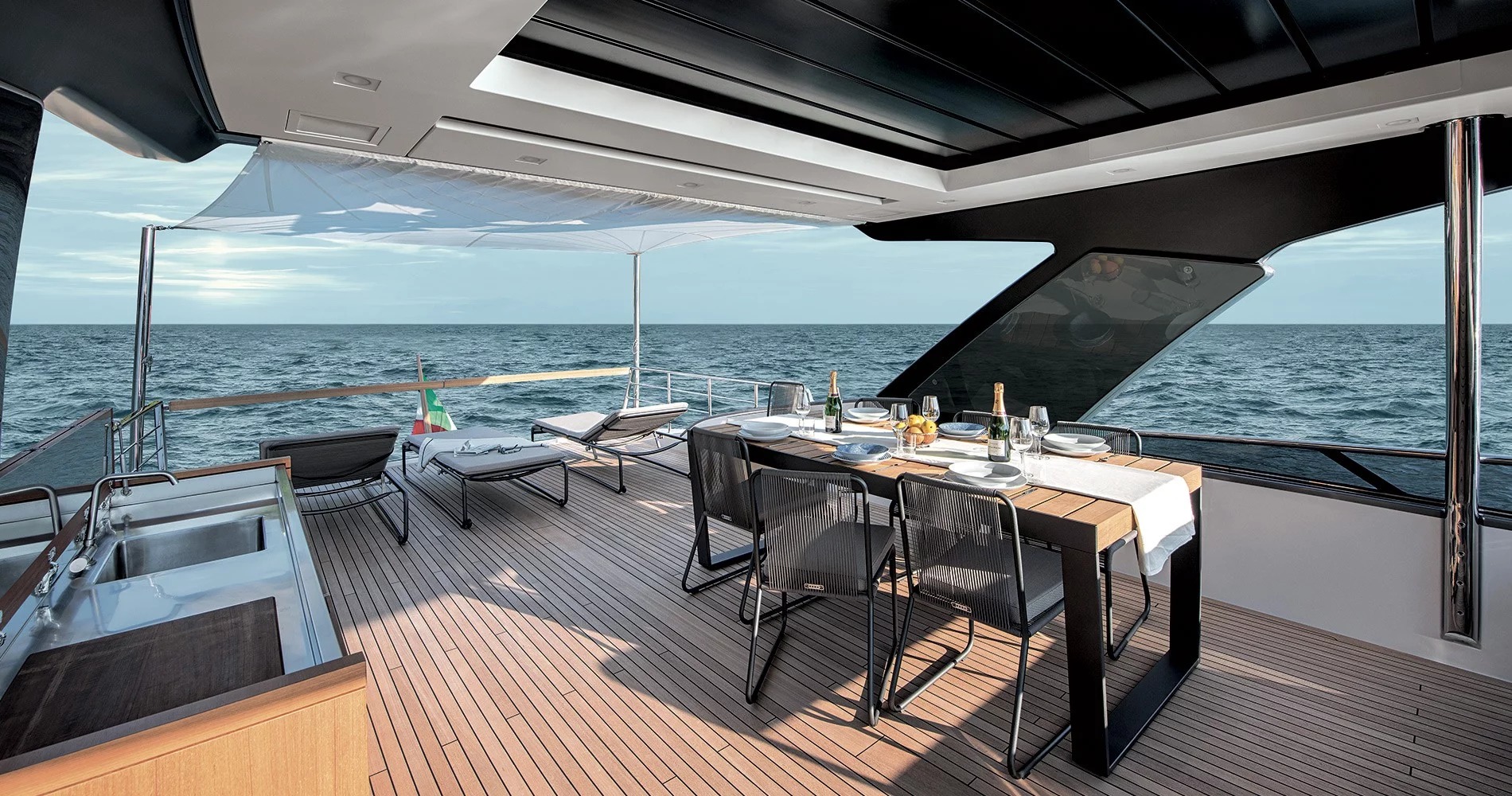 flybridge -  sistership.jpg