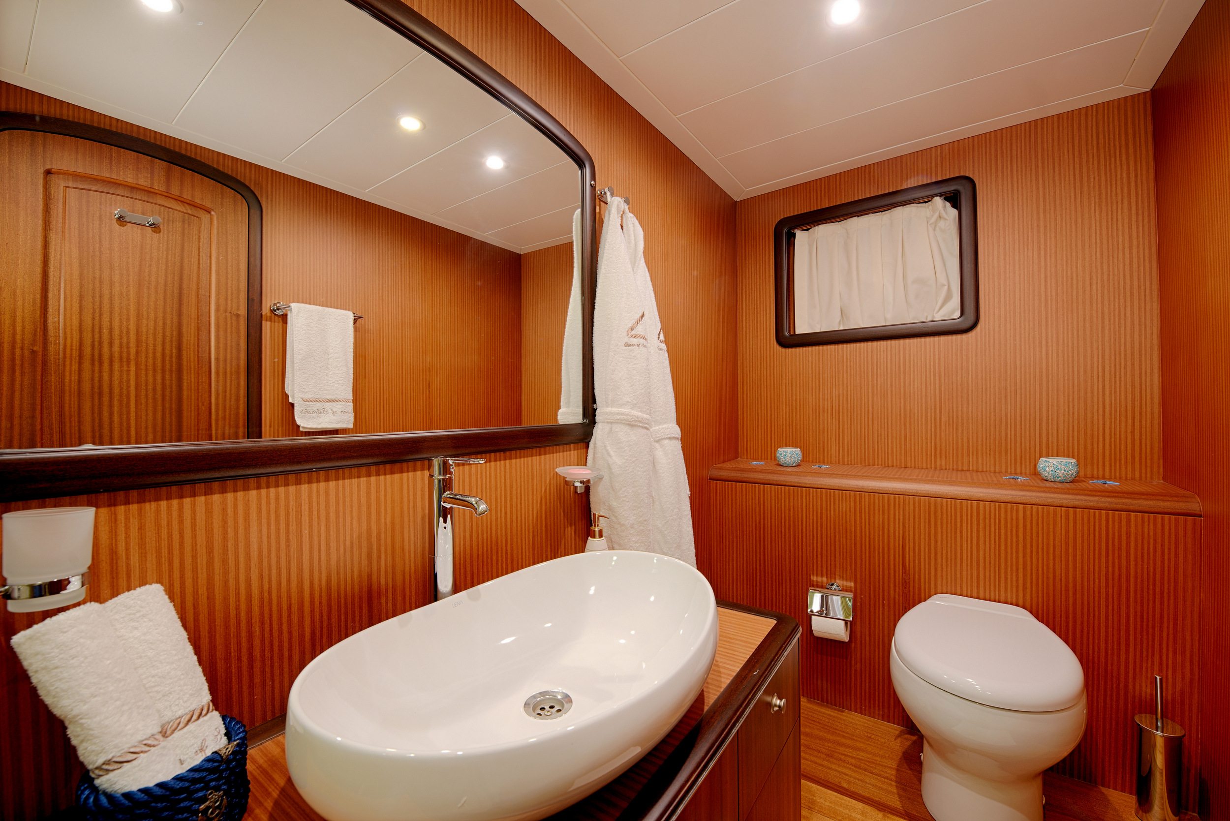 fore master suite ensuite bathroom  .jpg