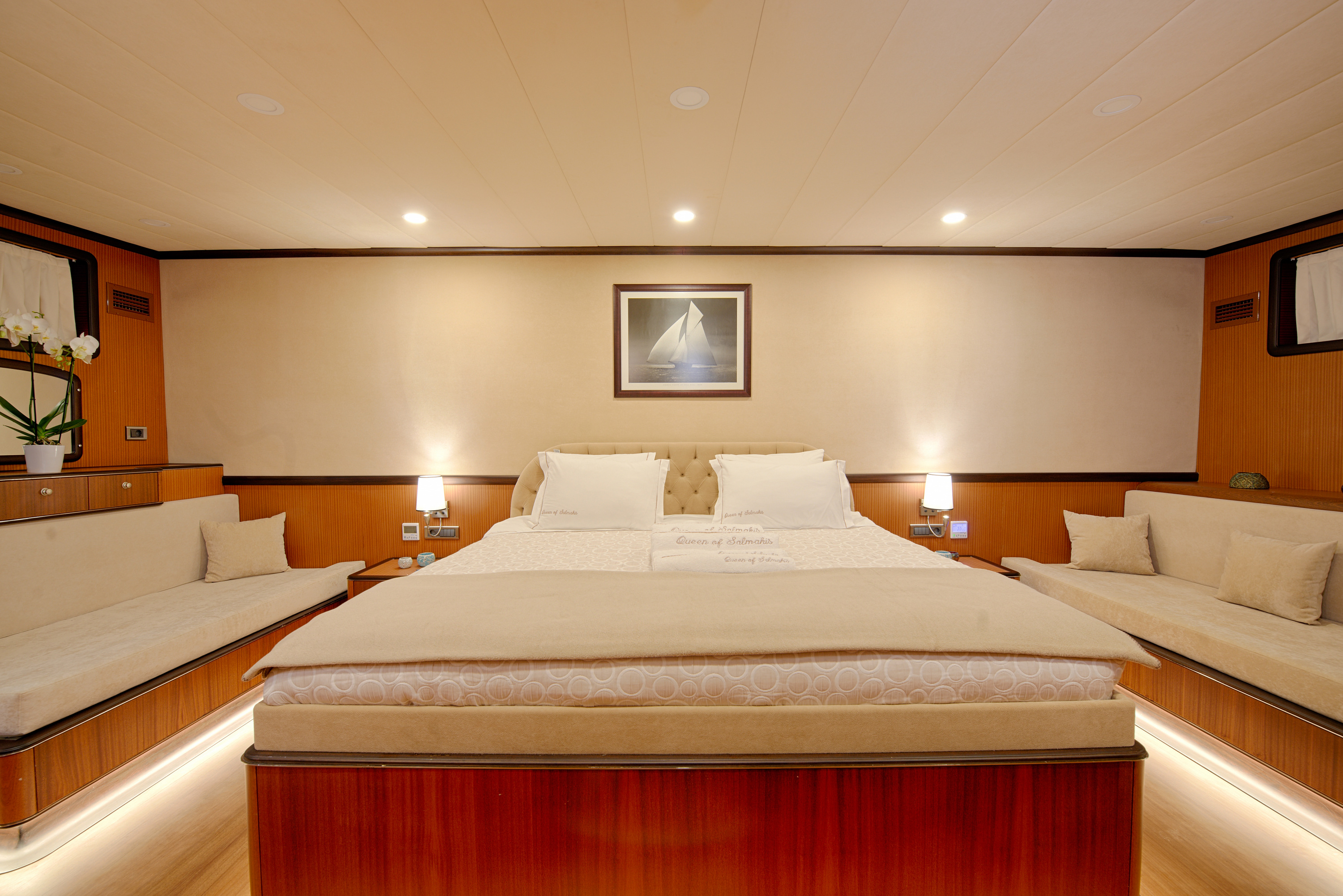 fore master suite with classic elegant interior.jpg