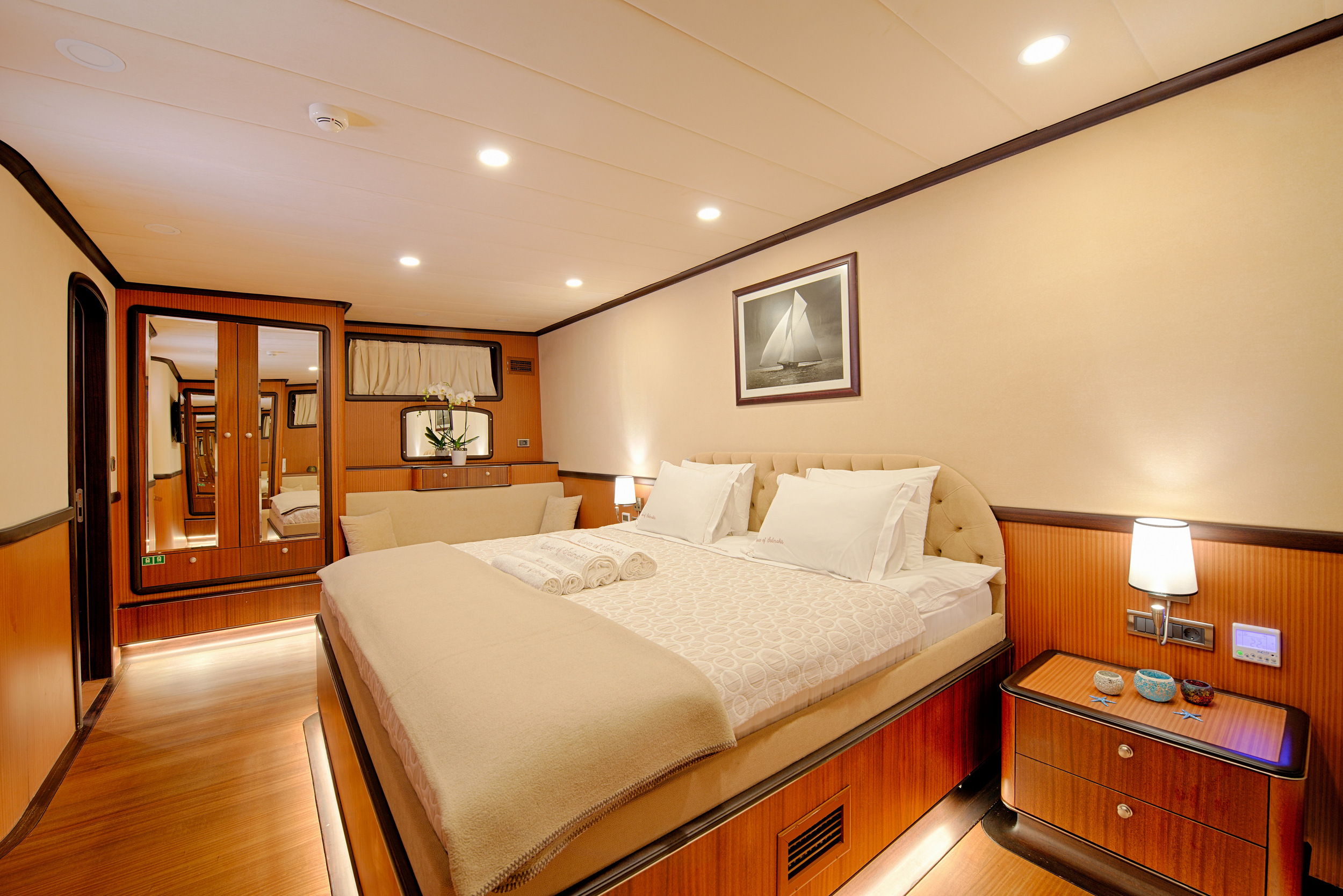 fore master suite.jpg
