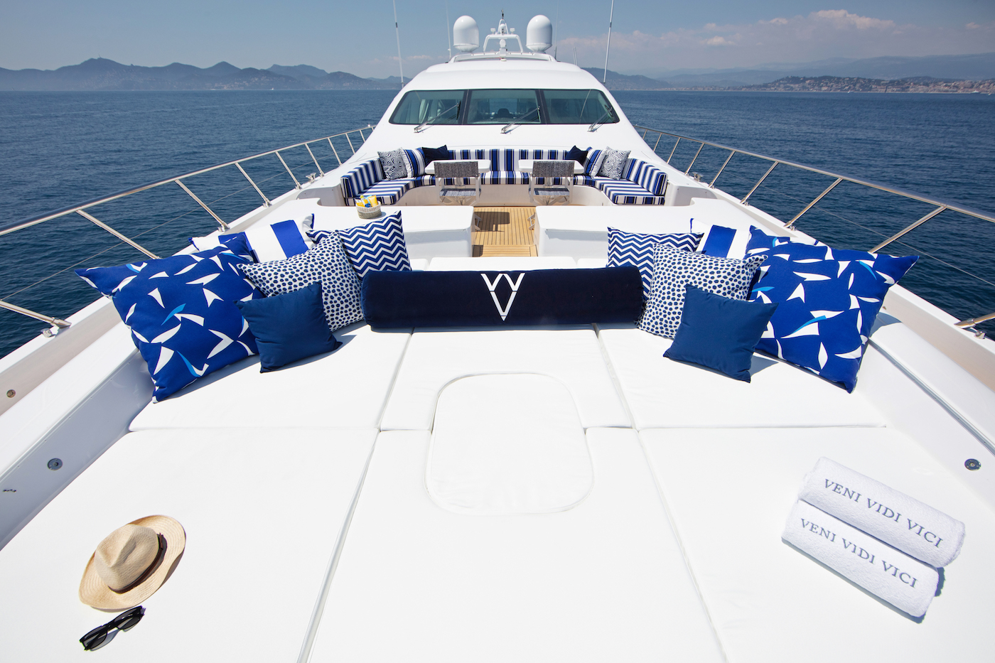 foredeck dining and sunbathing .jpg