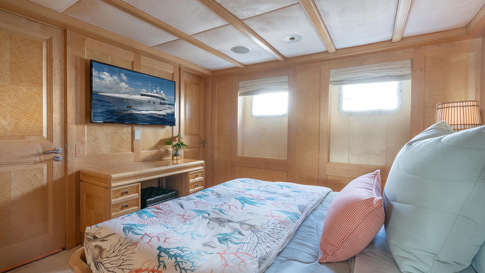 guest cabin  - below deck double - tv.jpg