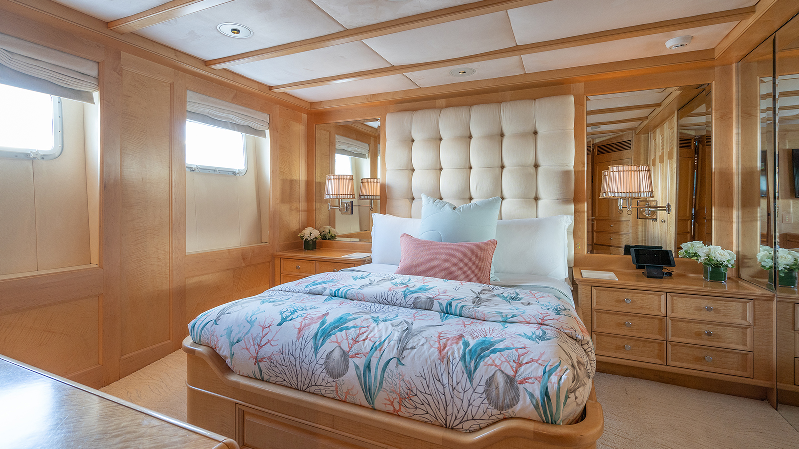 guest cabin  - below deck double.jpg