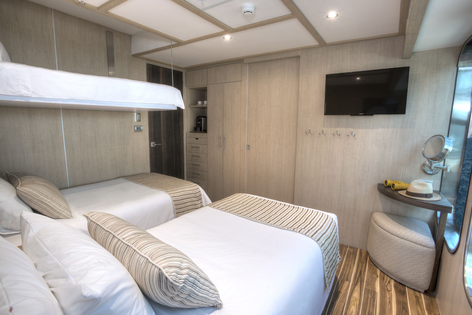 guest cabin - twin .jpg