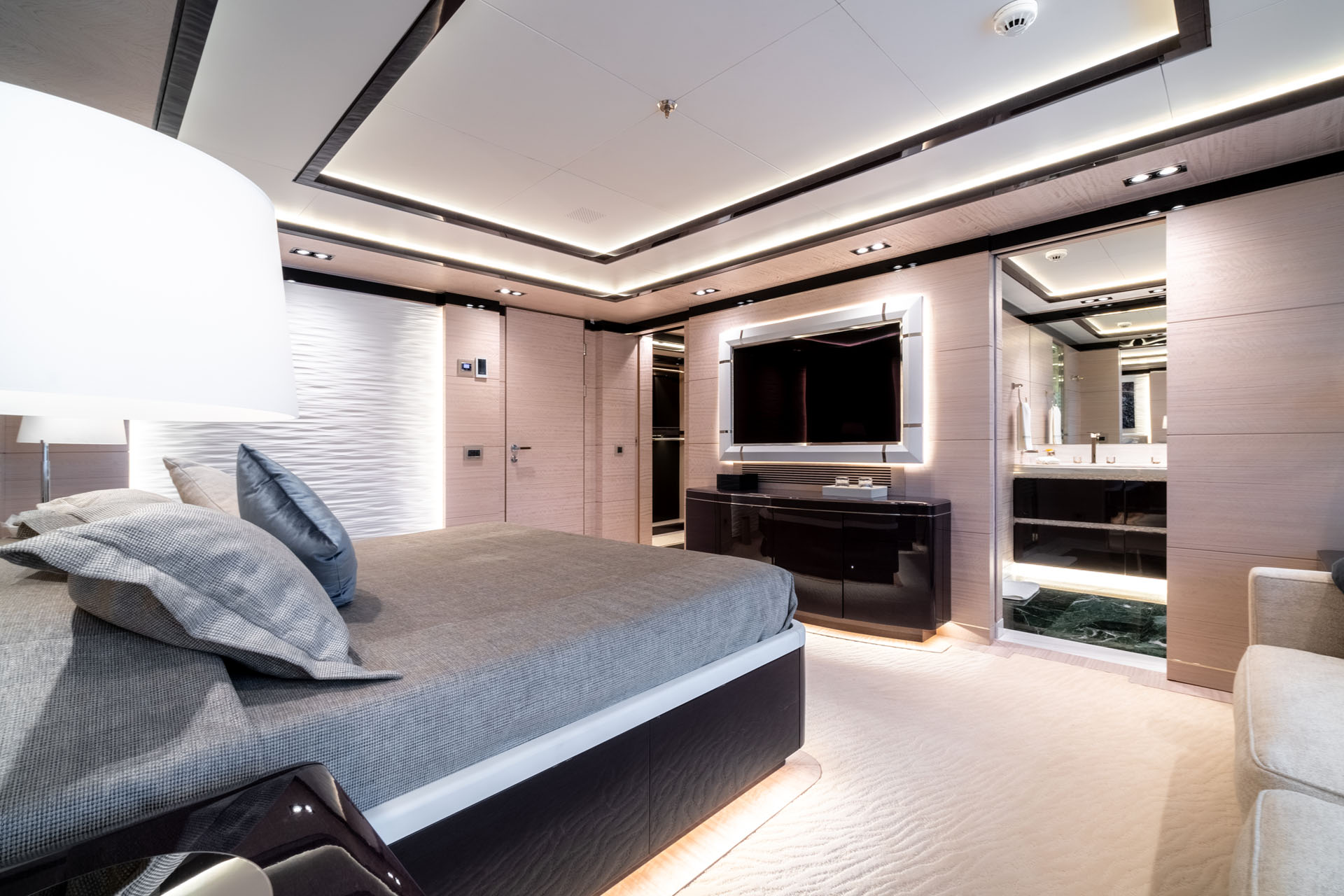 guest suite  .jpg