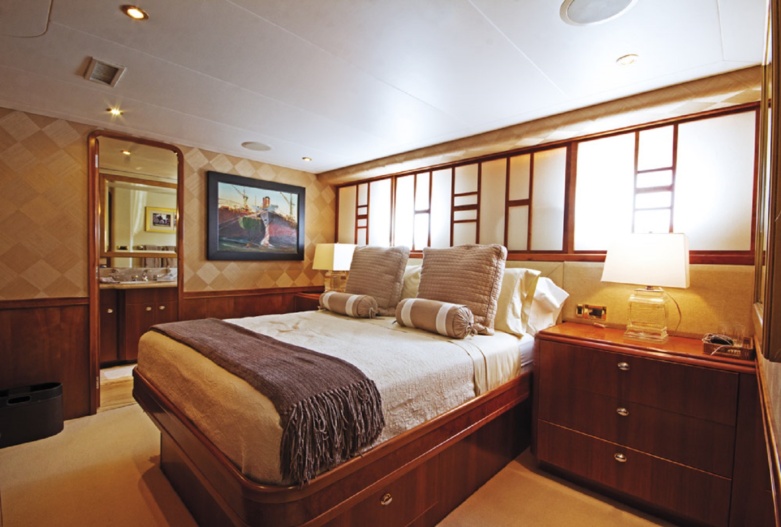 guest-cabin.jpg