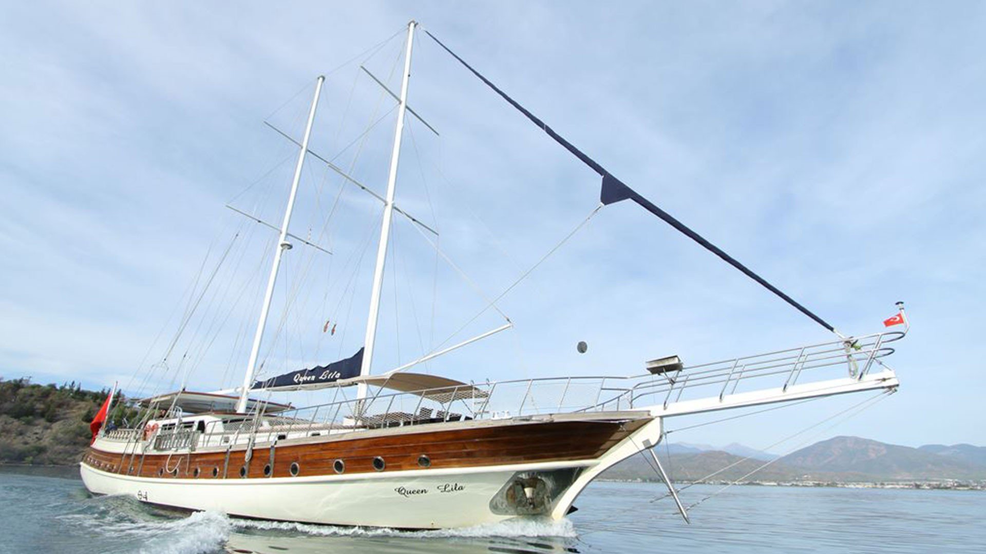 gulet-charter-queen-lila-1.jpg